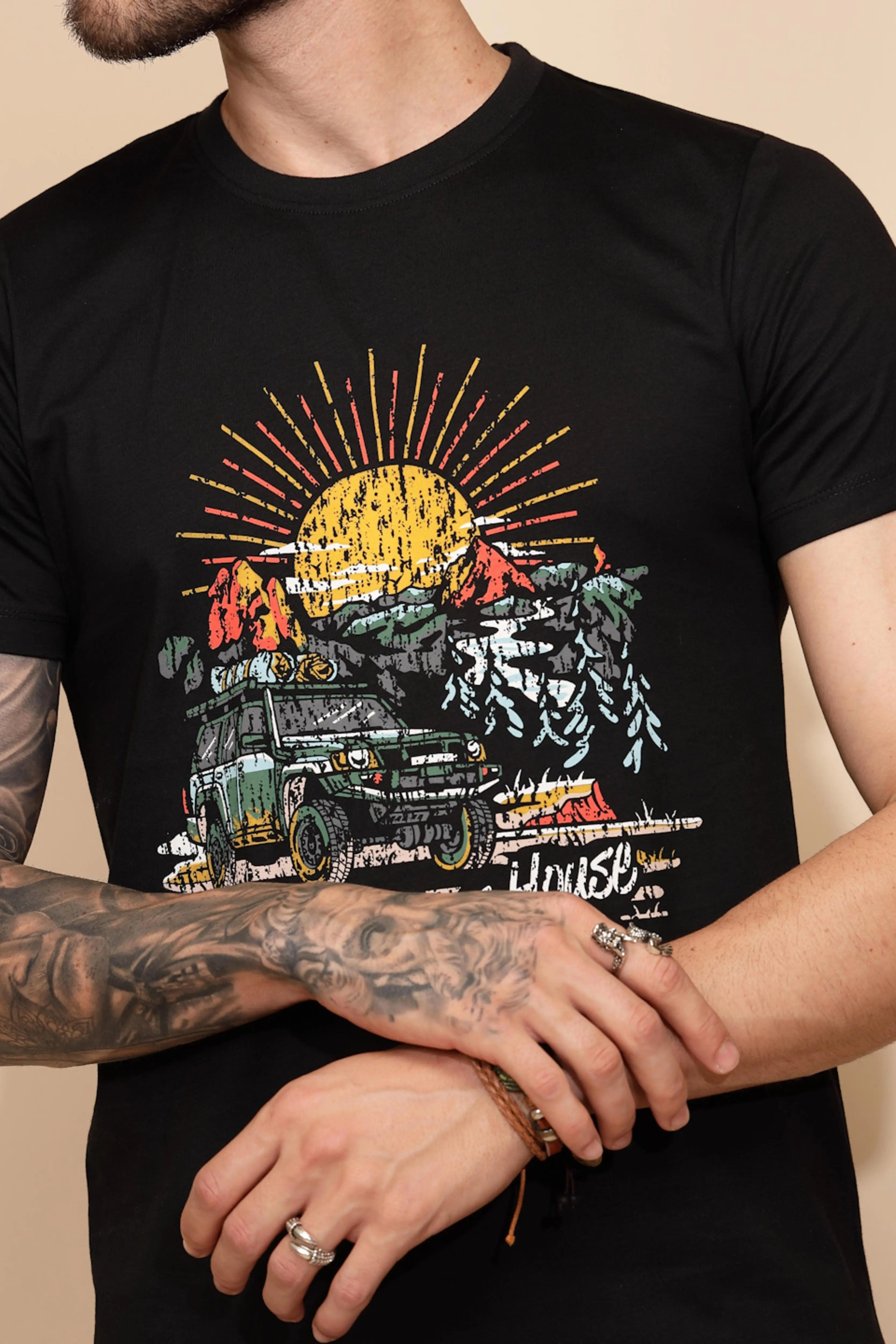 Black Cotton Regular Fit T-Shirt For Men - Global Republic