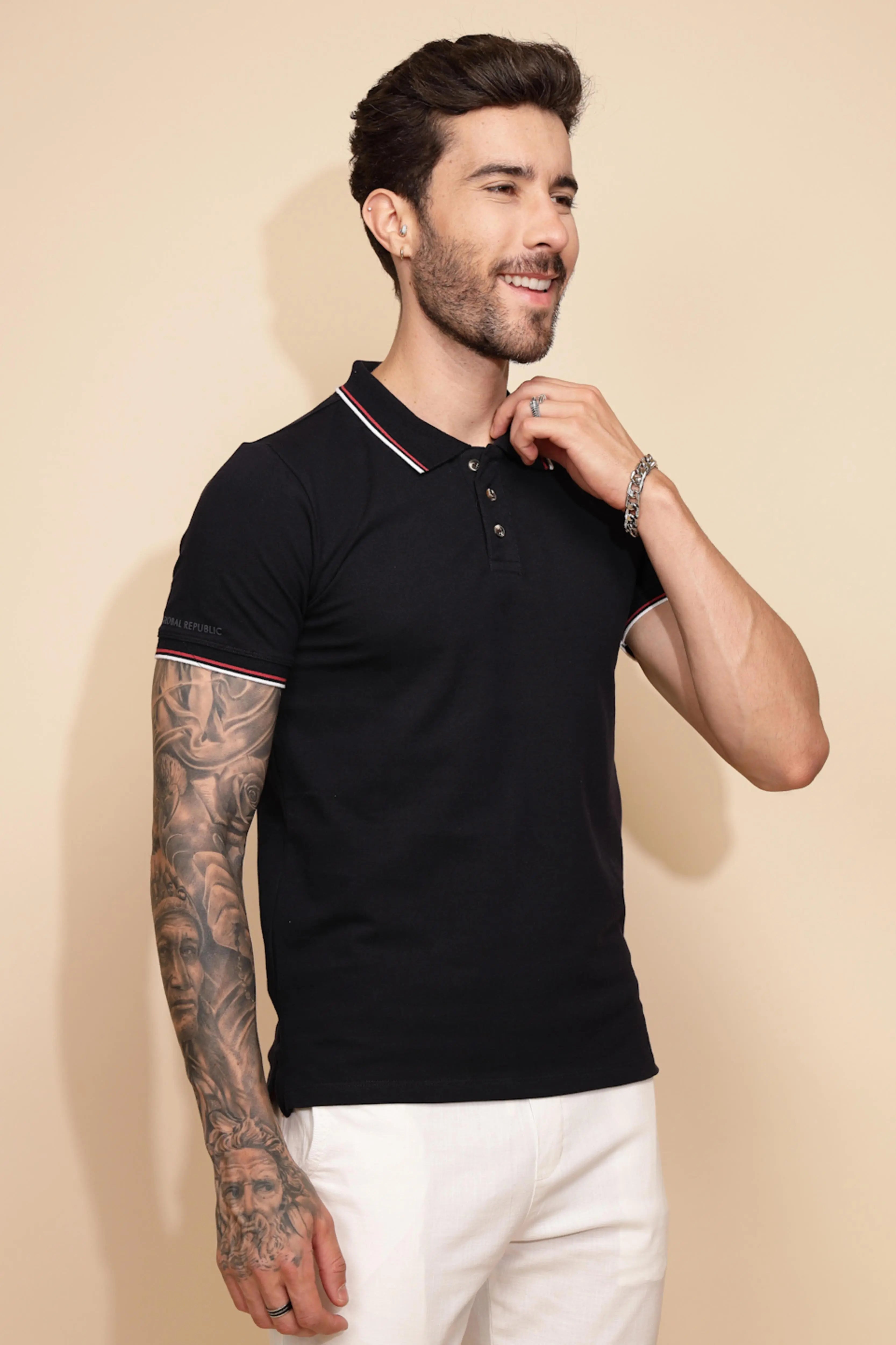 Navy Blue Cotton Blend Regular Fit T-Shirt For Men - Global Republic