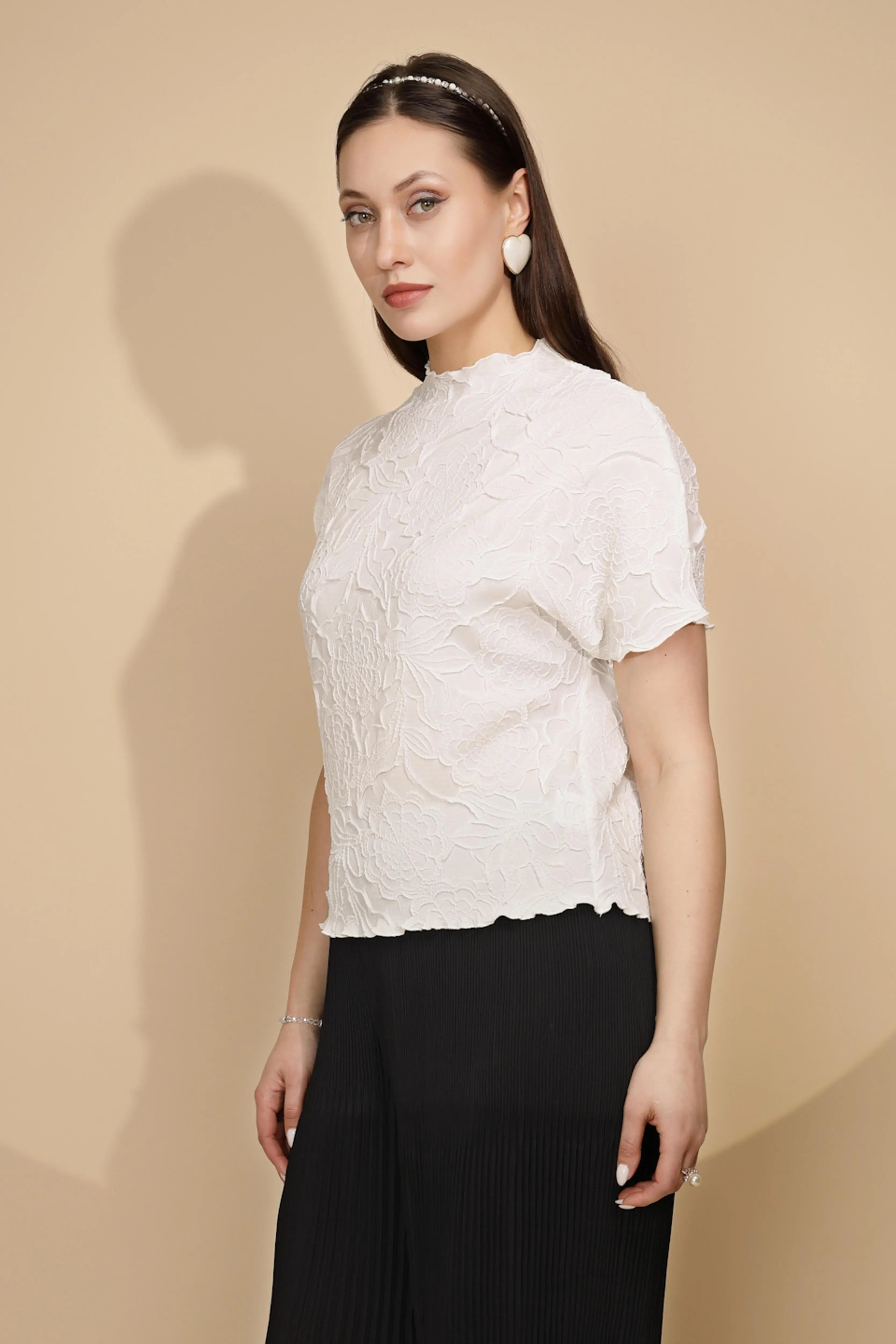 White cotton Regular Fit Top - Global Republic
