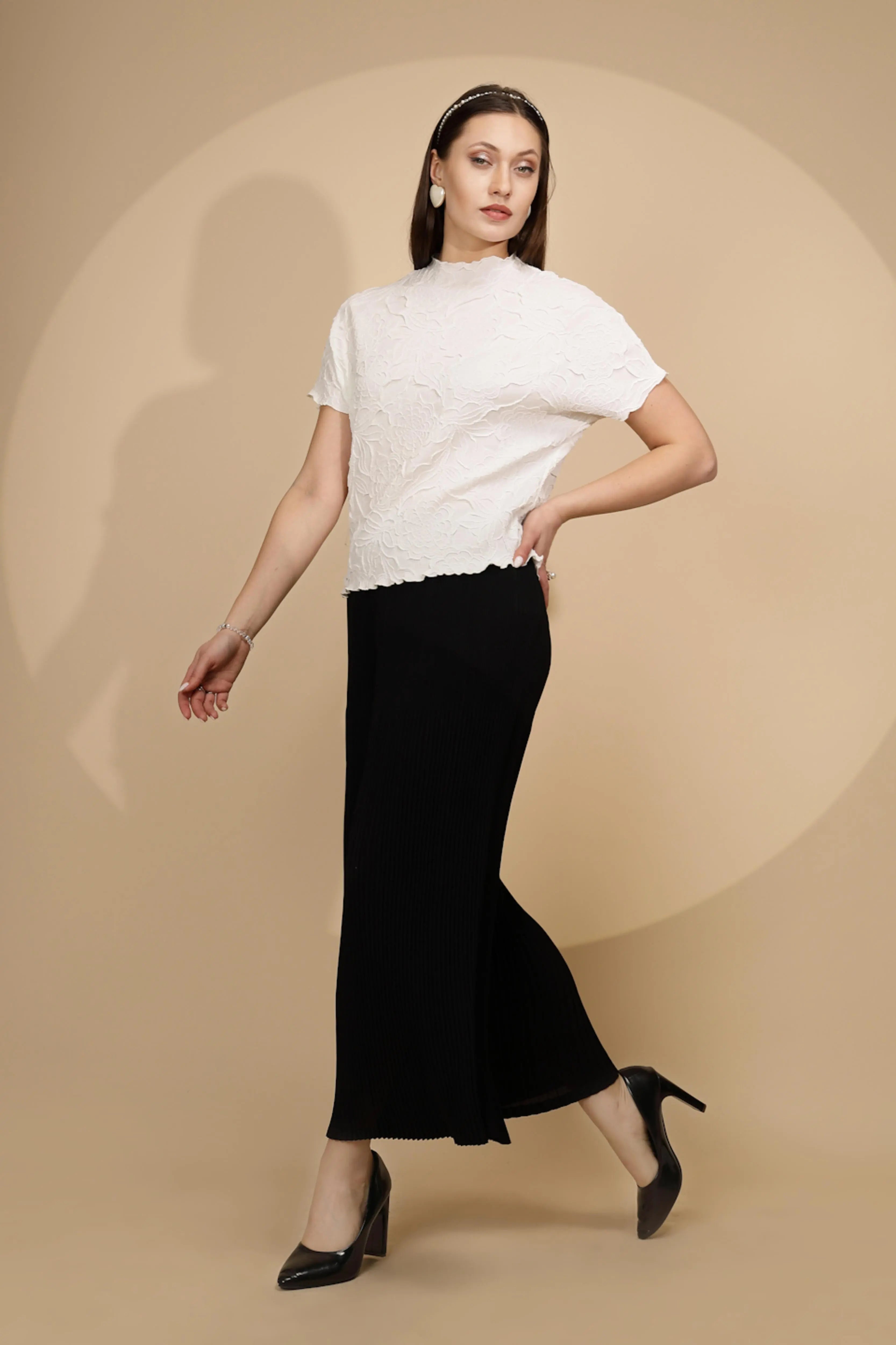 White cotton Regular Fit Top - Global Republic