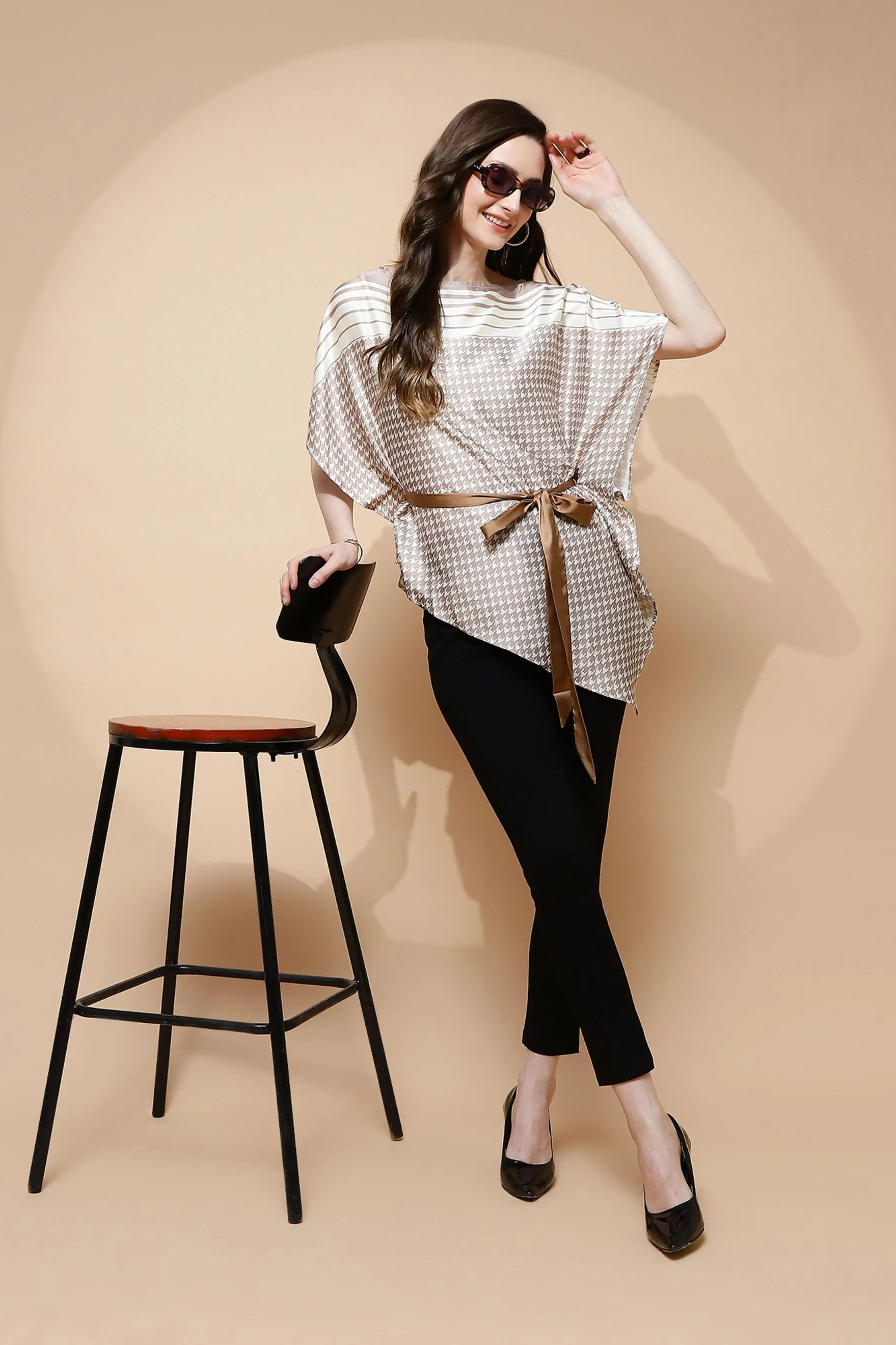 Mocha  Printed Blouson Top - Global Republic