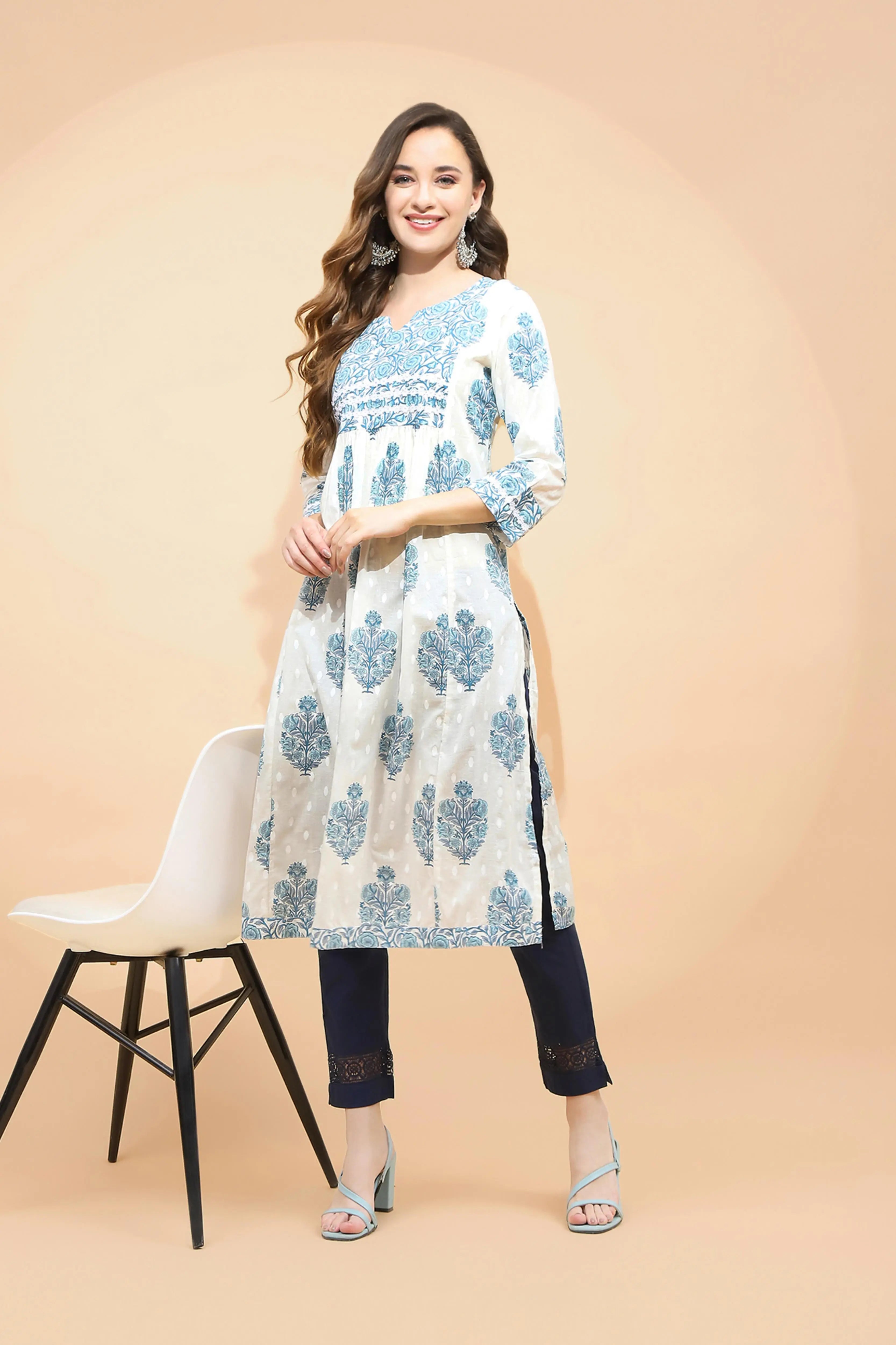 White Cotton Blend Loose Fit Kurta For Women - Global Republic