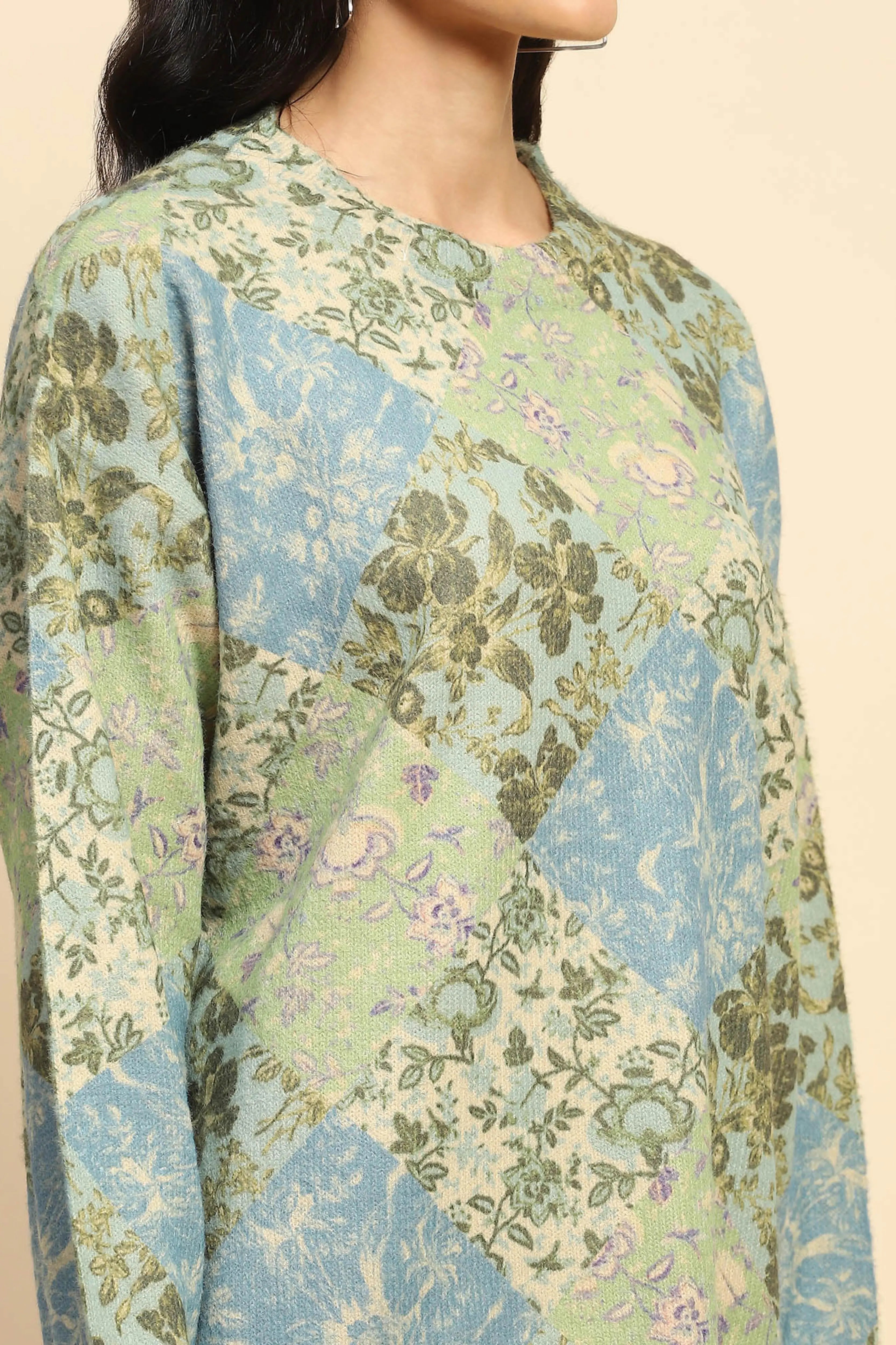 Green  Loose Winter Pullover - Global Republic