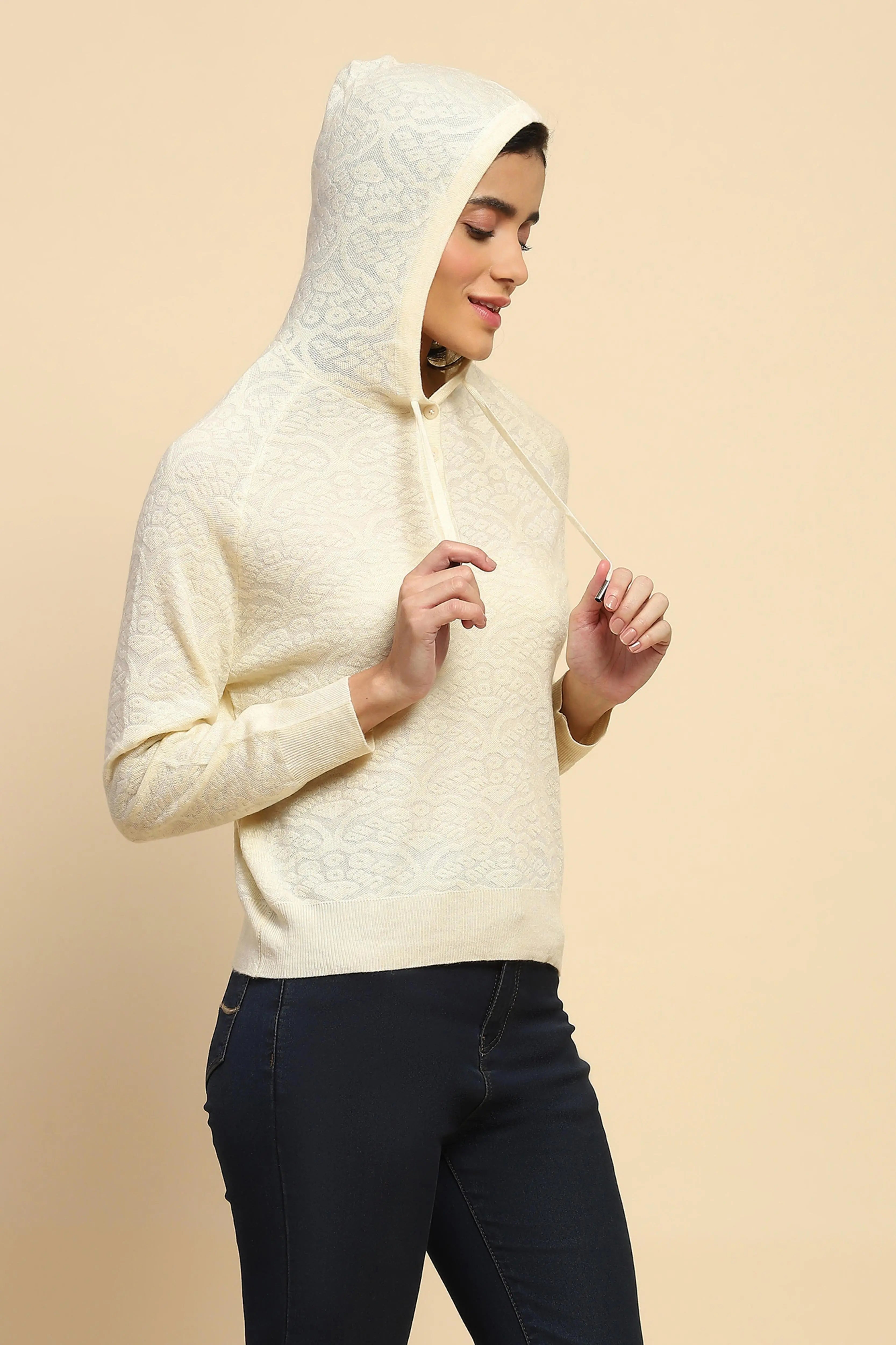 Off White  Pullover - Global Republic