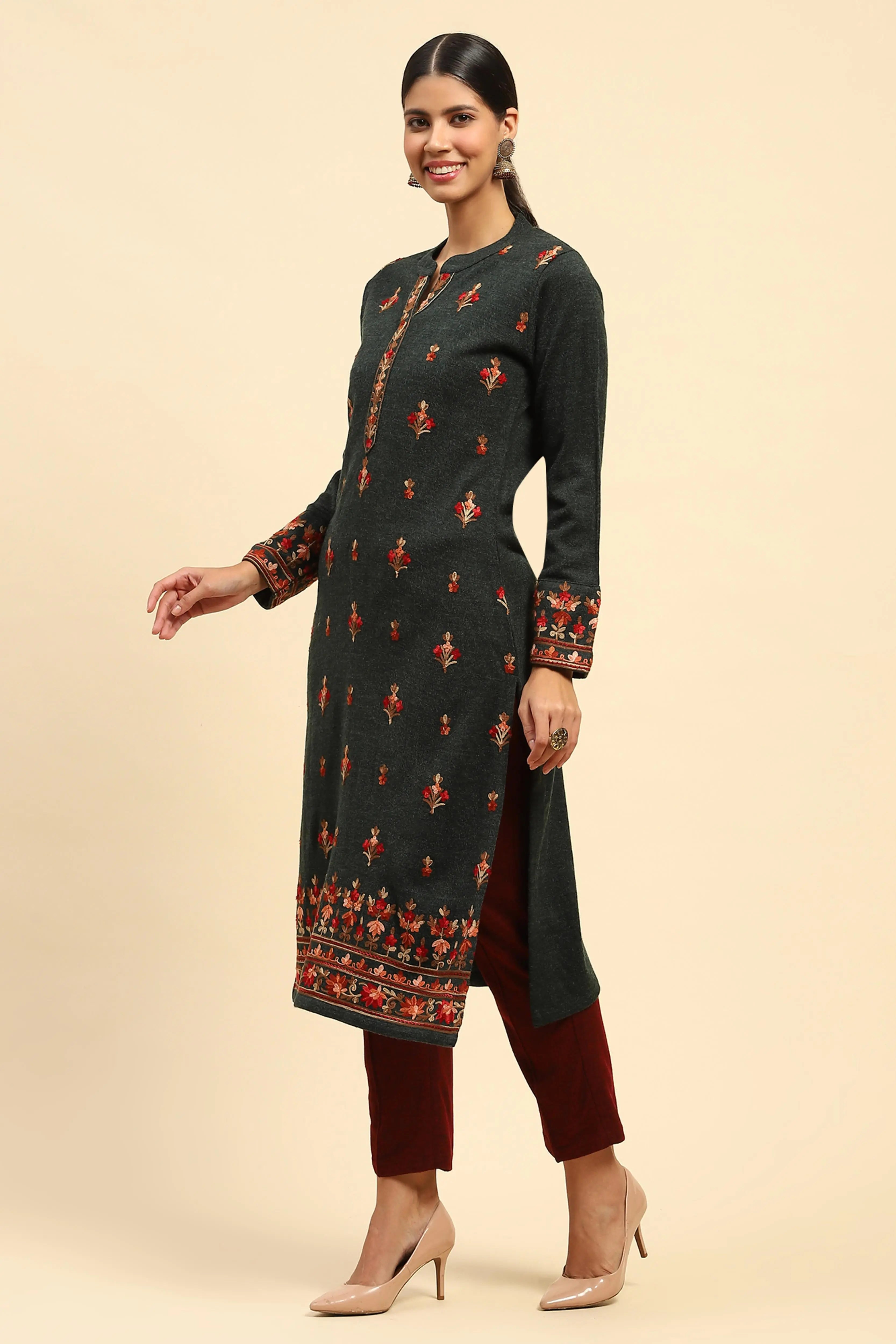 Olive WoolenThread Embroidered Kurta