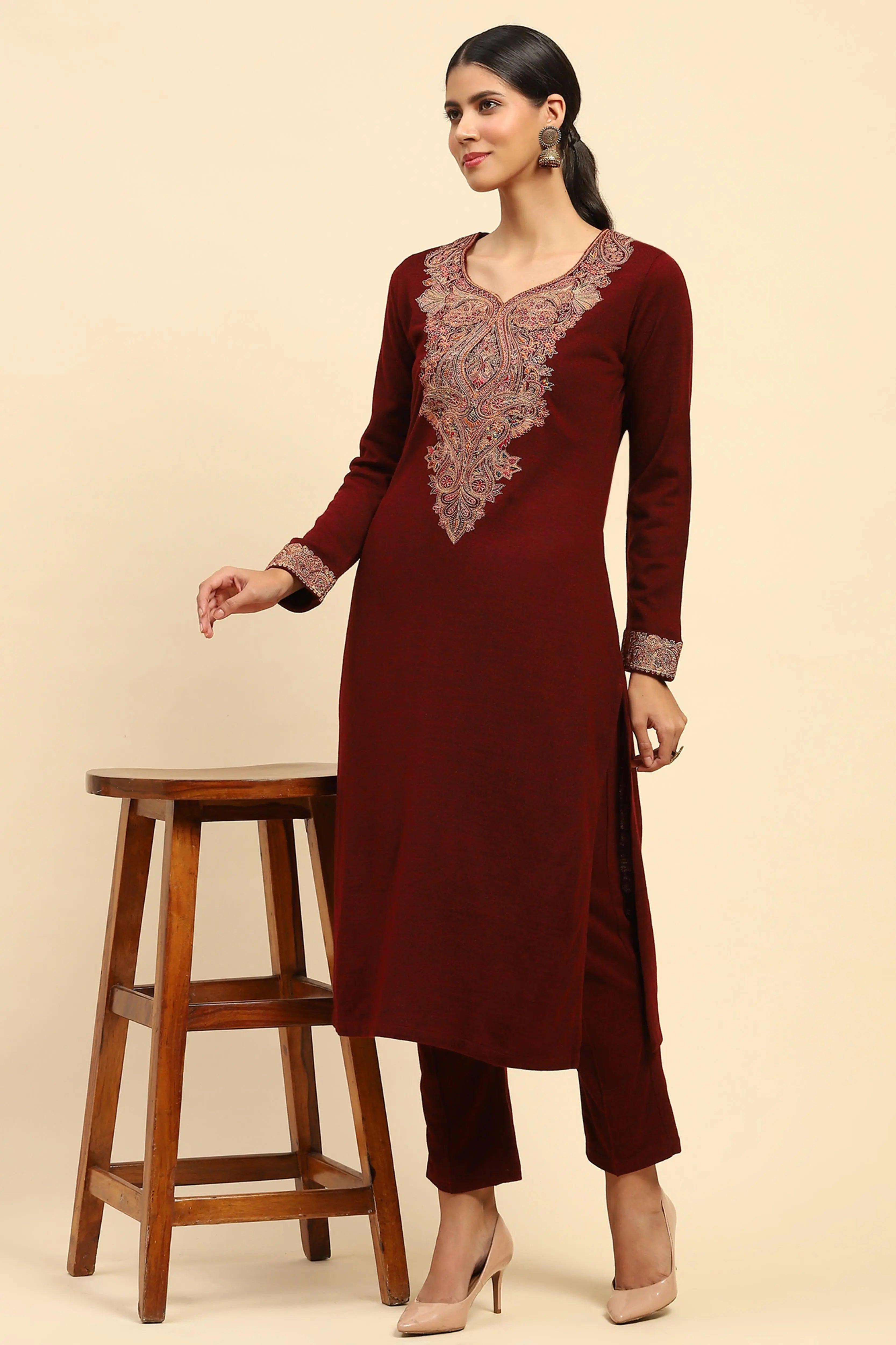 Dark Maroon WoolenThread Embroidered V-Neck Kurta - Global Republic