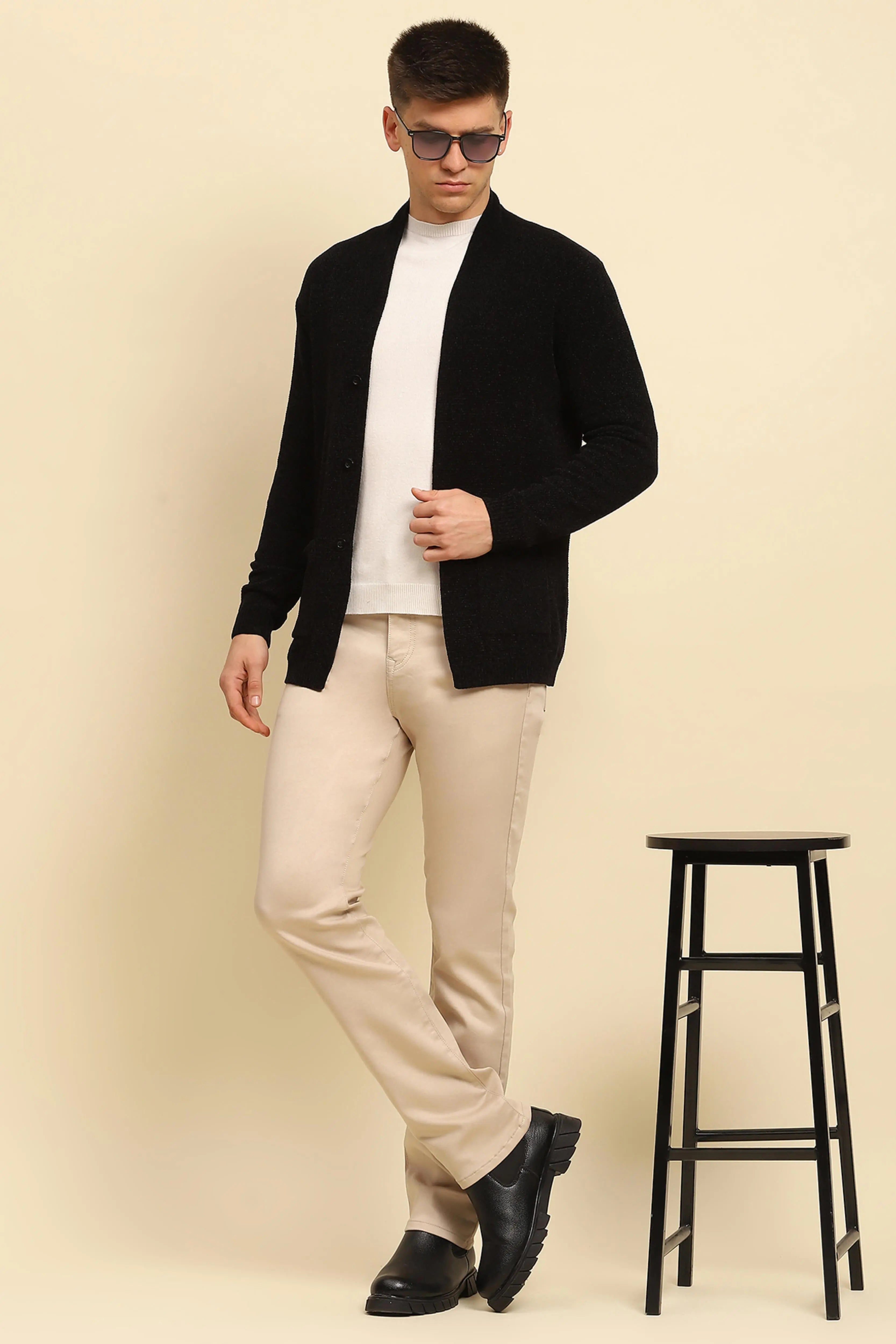 Black  Solid Winter Shrug - Global Republic