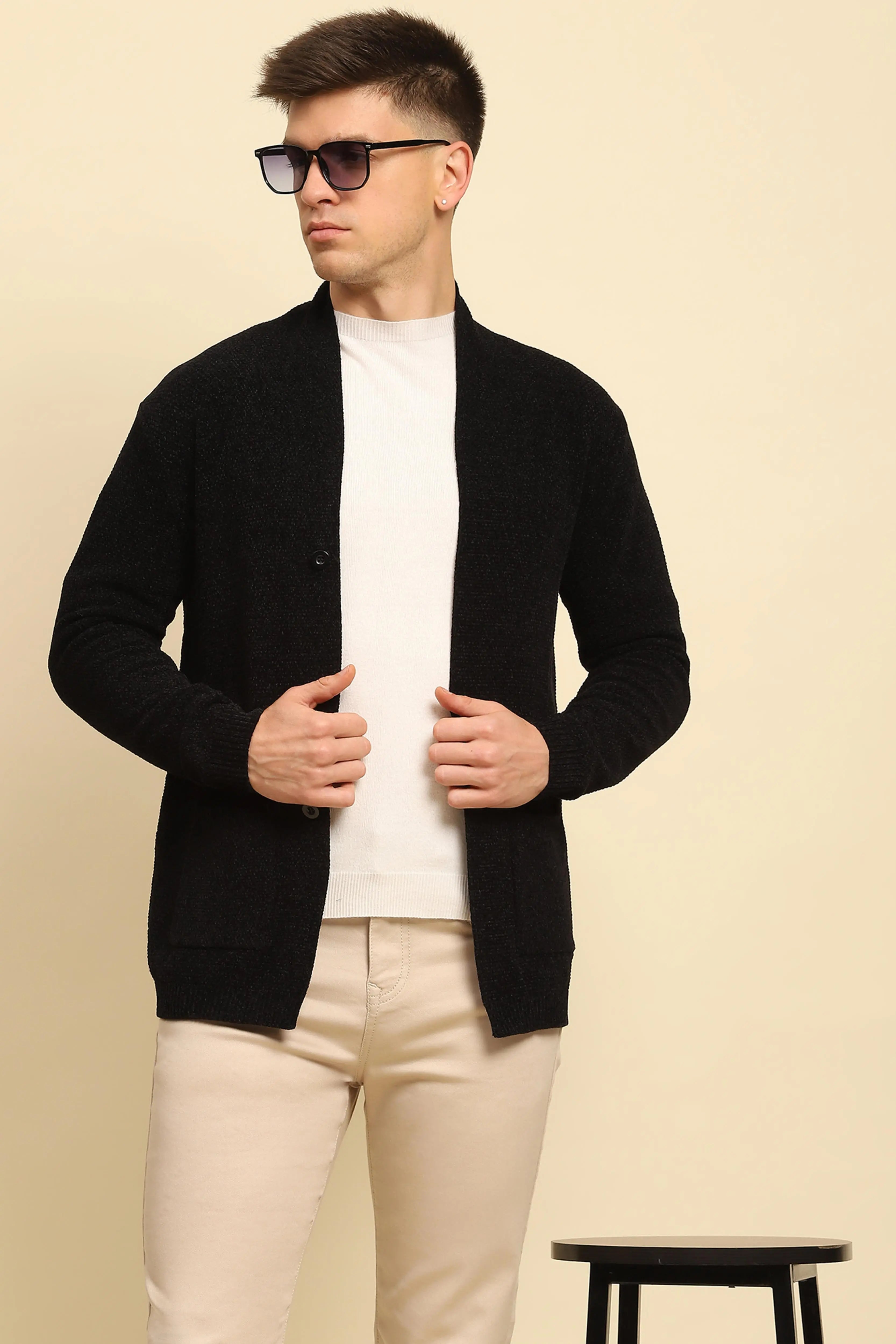 Black  Solid Winter Shrug - Global Republic