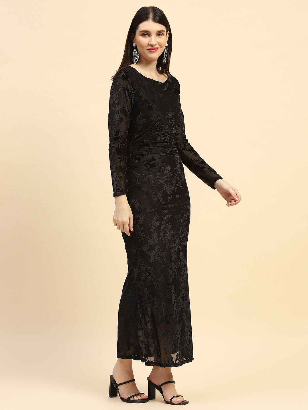 Black Texture  Slim Maxi Dress - Global Republic