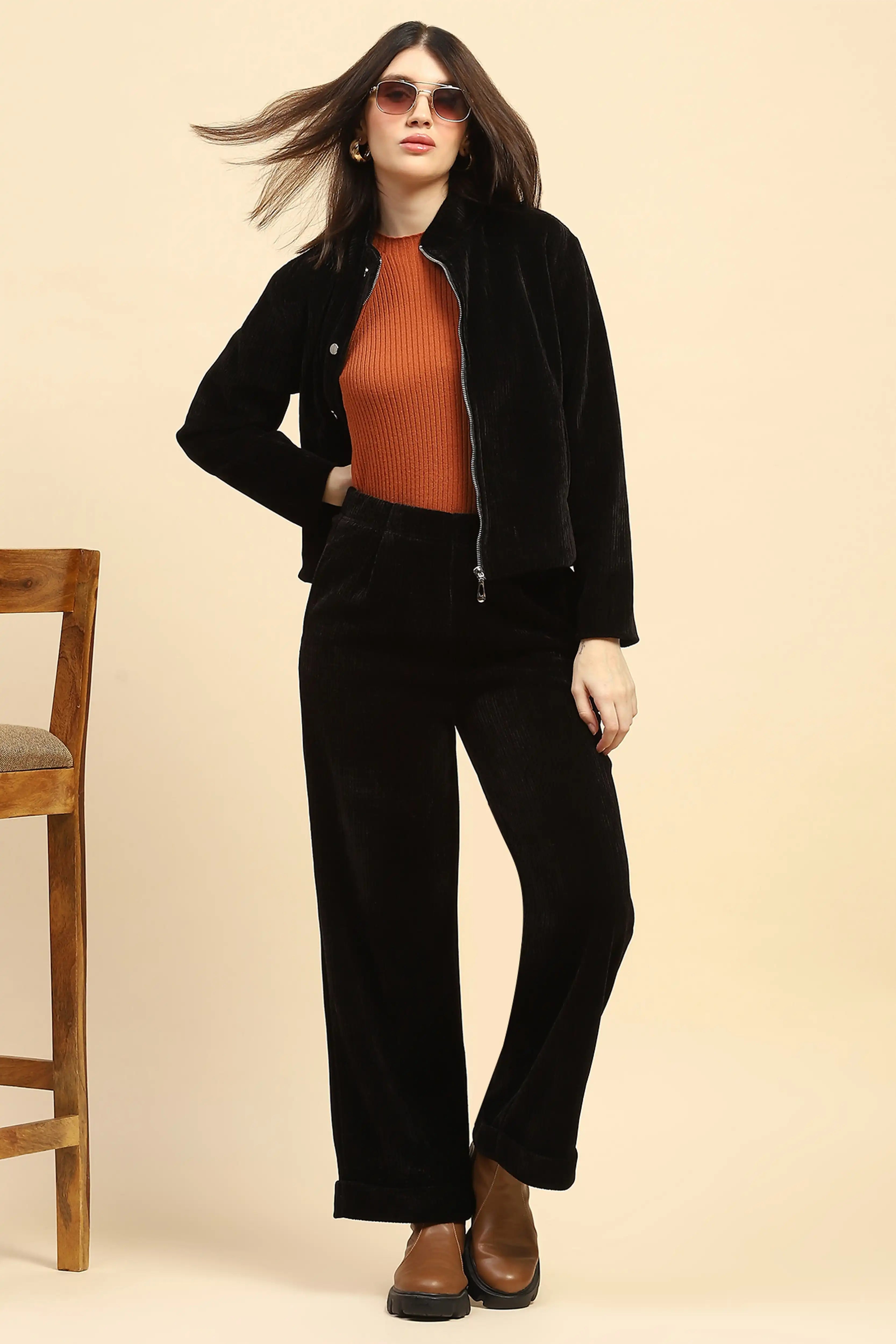 Black Solid Boxy Fit Jacket