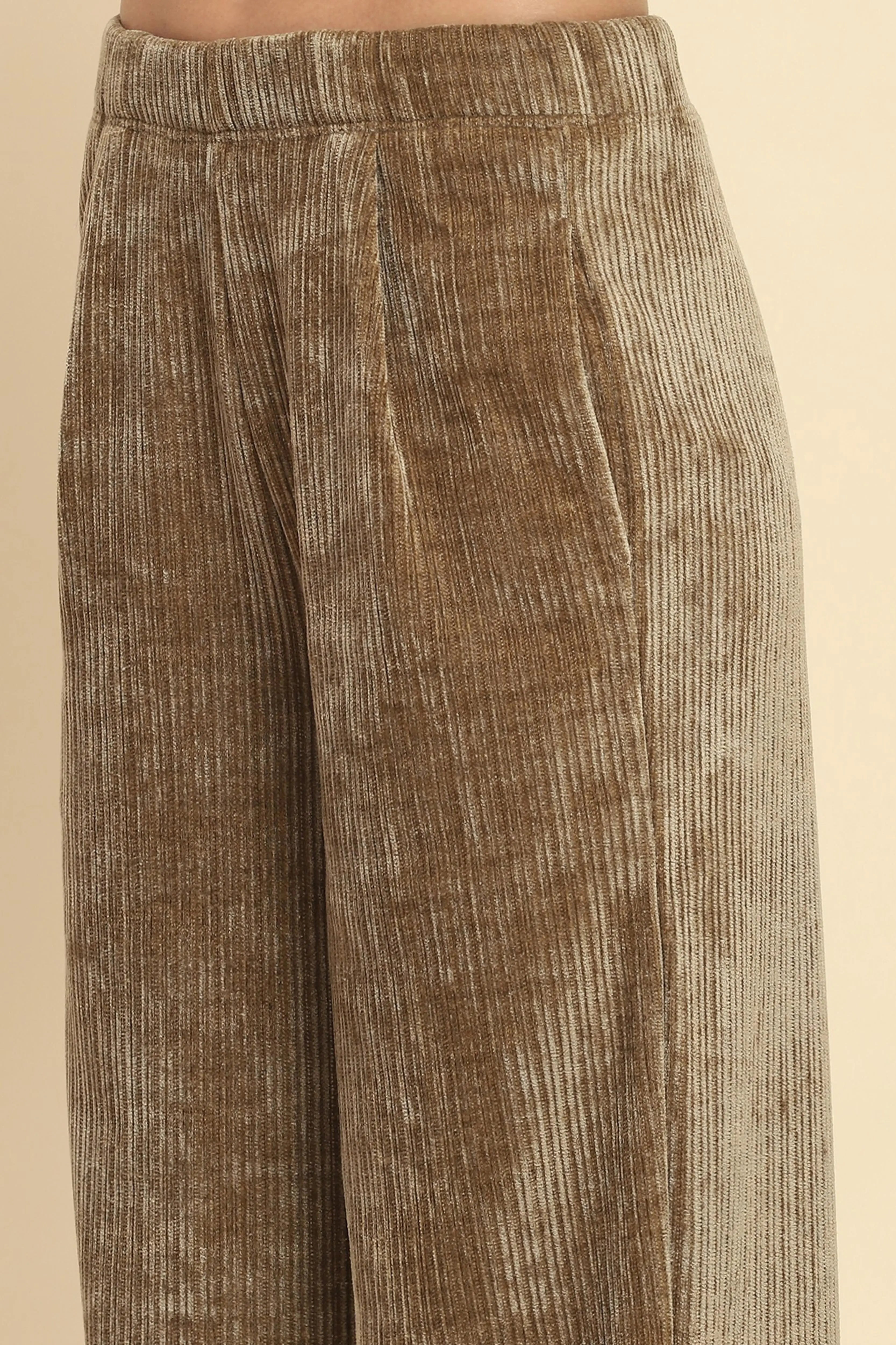 Olive  Solid Loose Lower - Global Republic