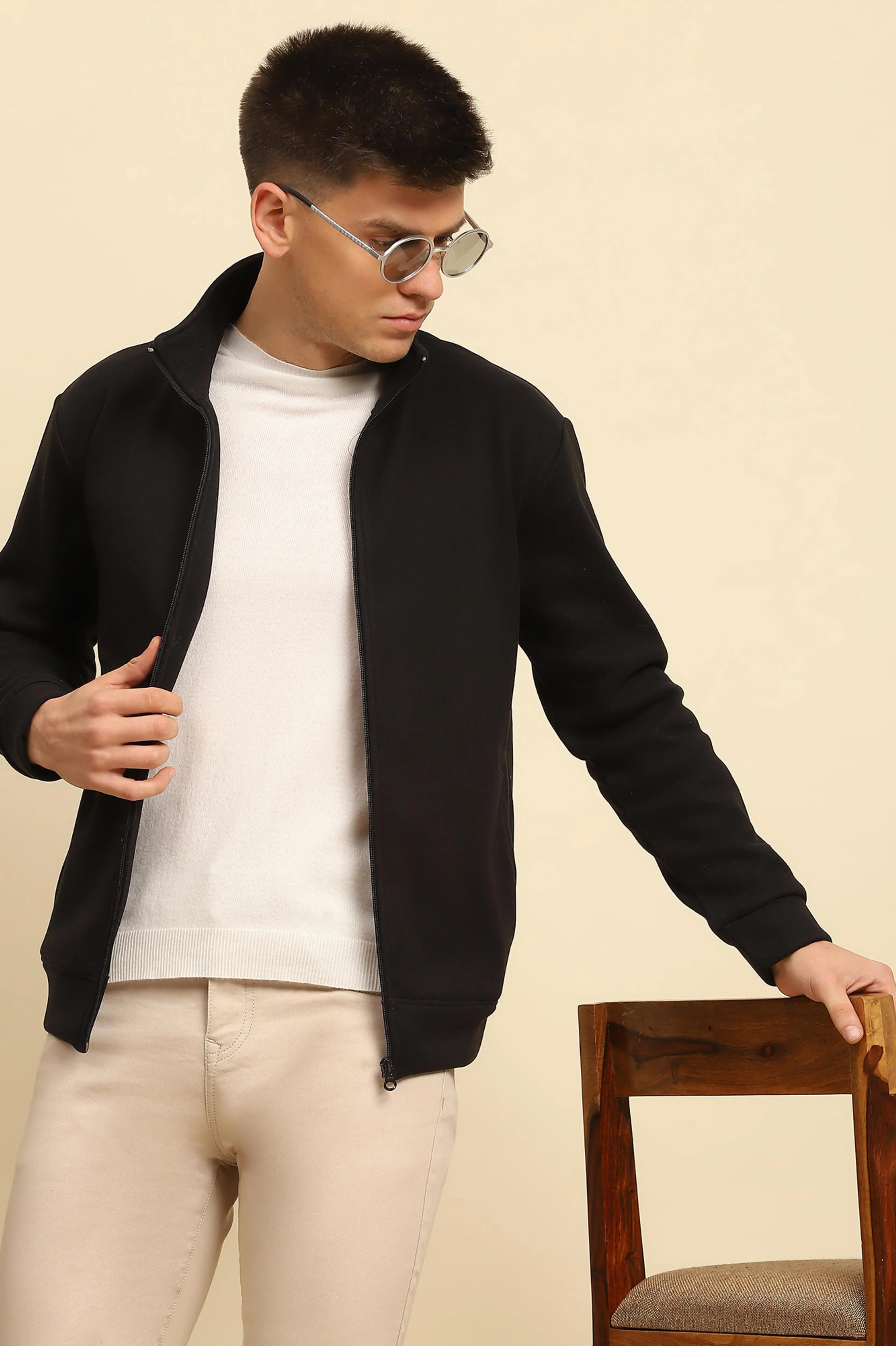 Black Ploy Blend Solid Sweatshirt - Global Republic