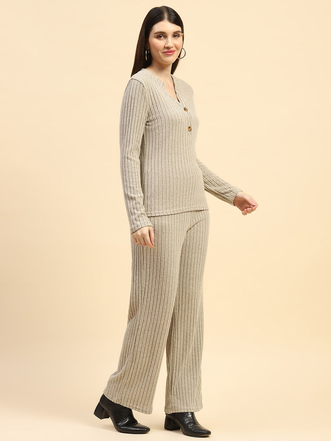Solid  Slim Fit Night Suit - Global Republic