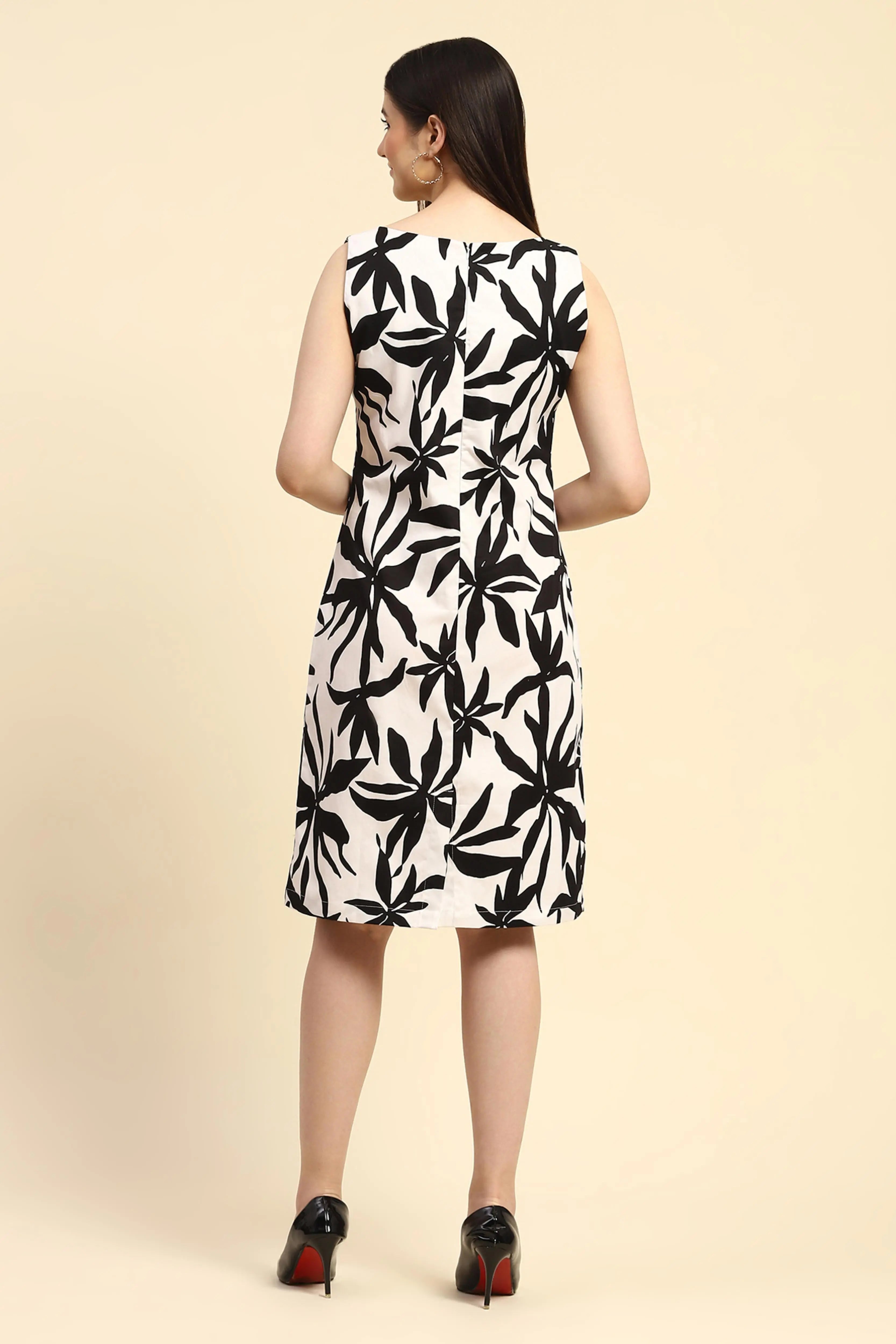 Monochrome Cotton Sheath Dress - Global Republic