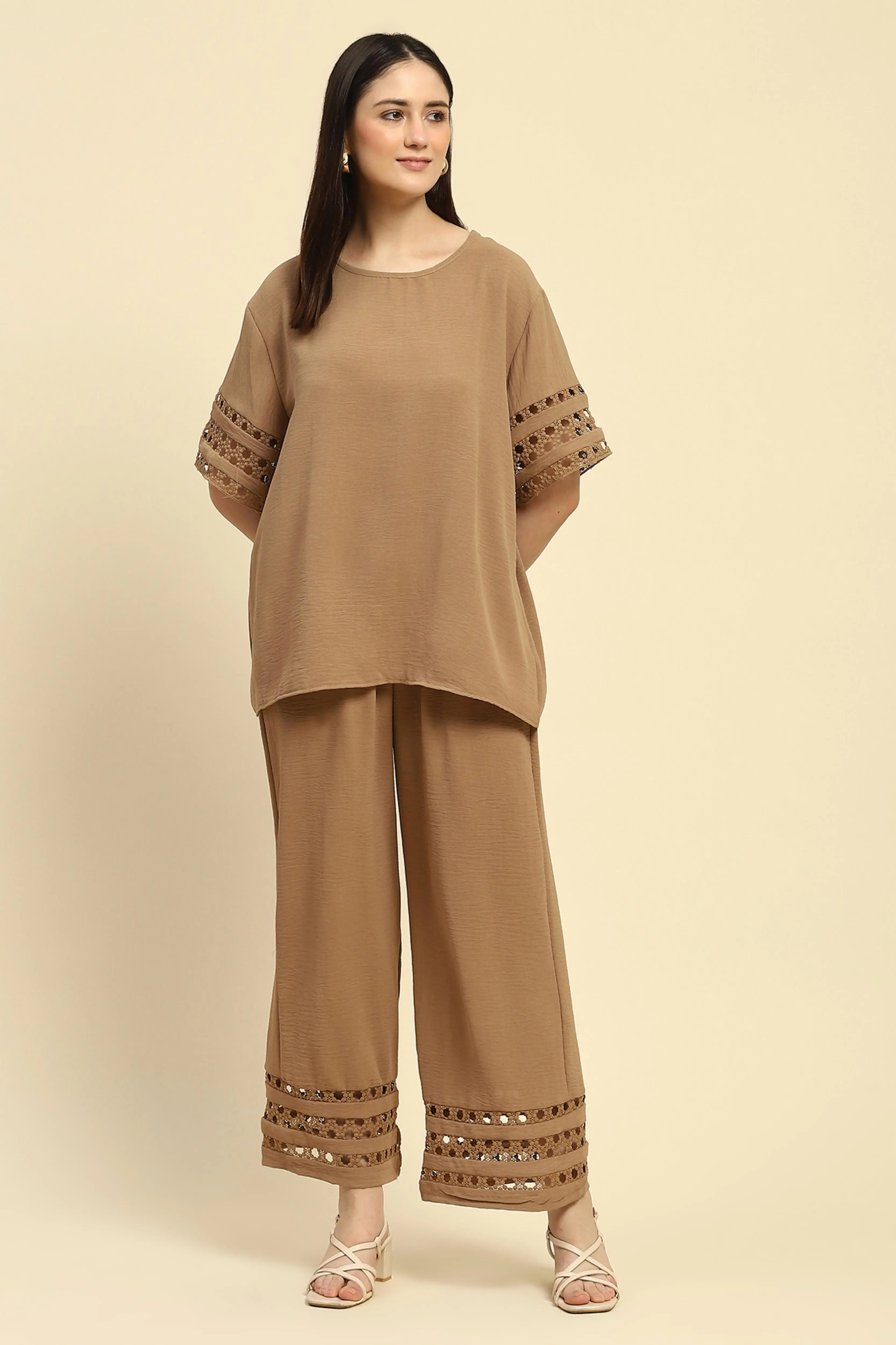 Beige Solid Lace Loose Nightsuit - Global Republic