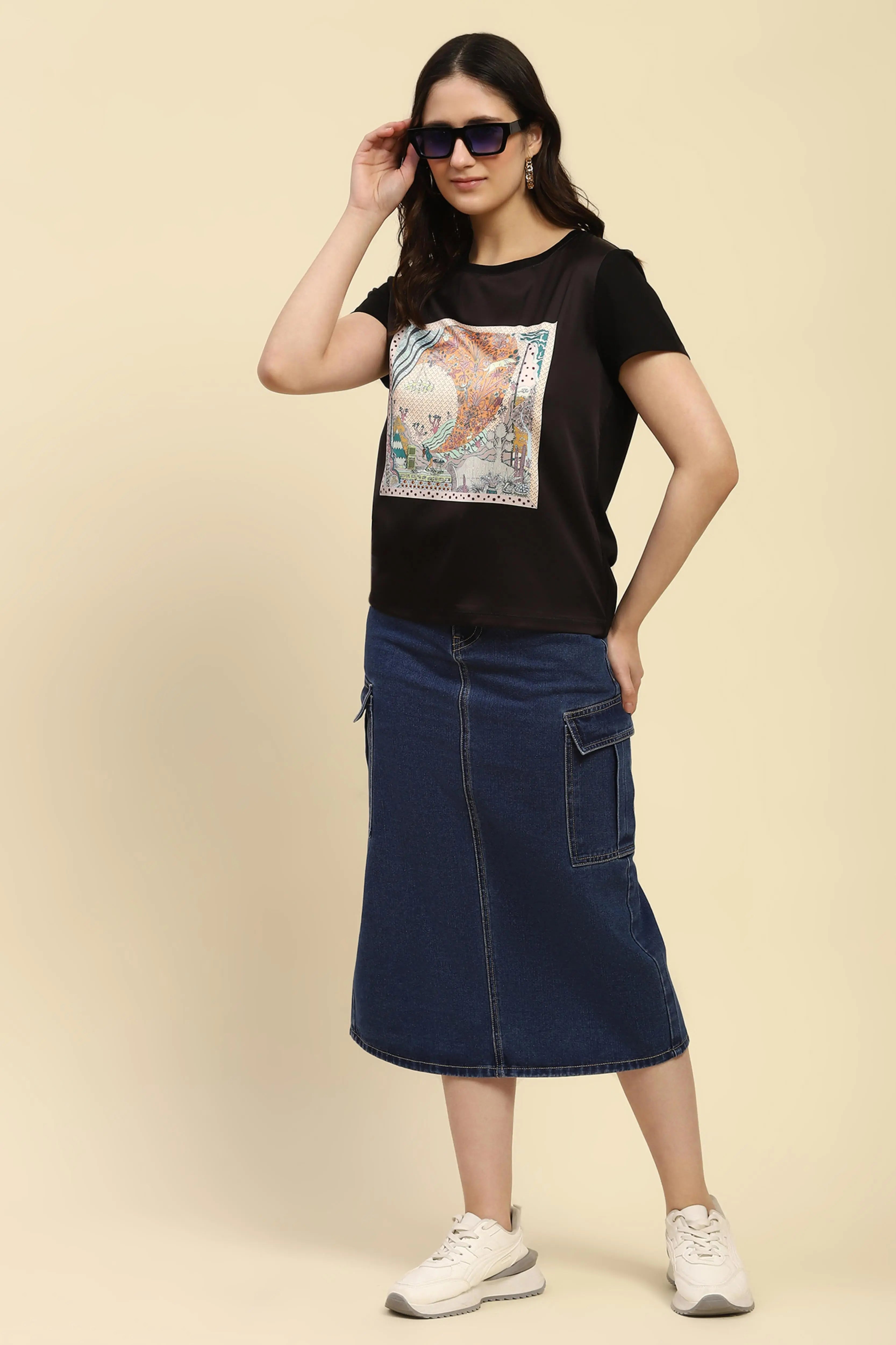 Black Graphic Print Modal Top - Global Republic