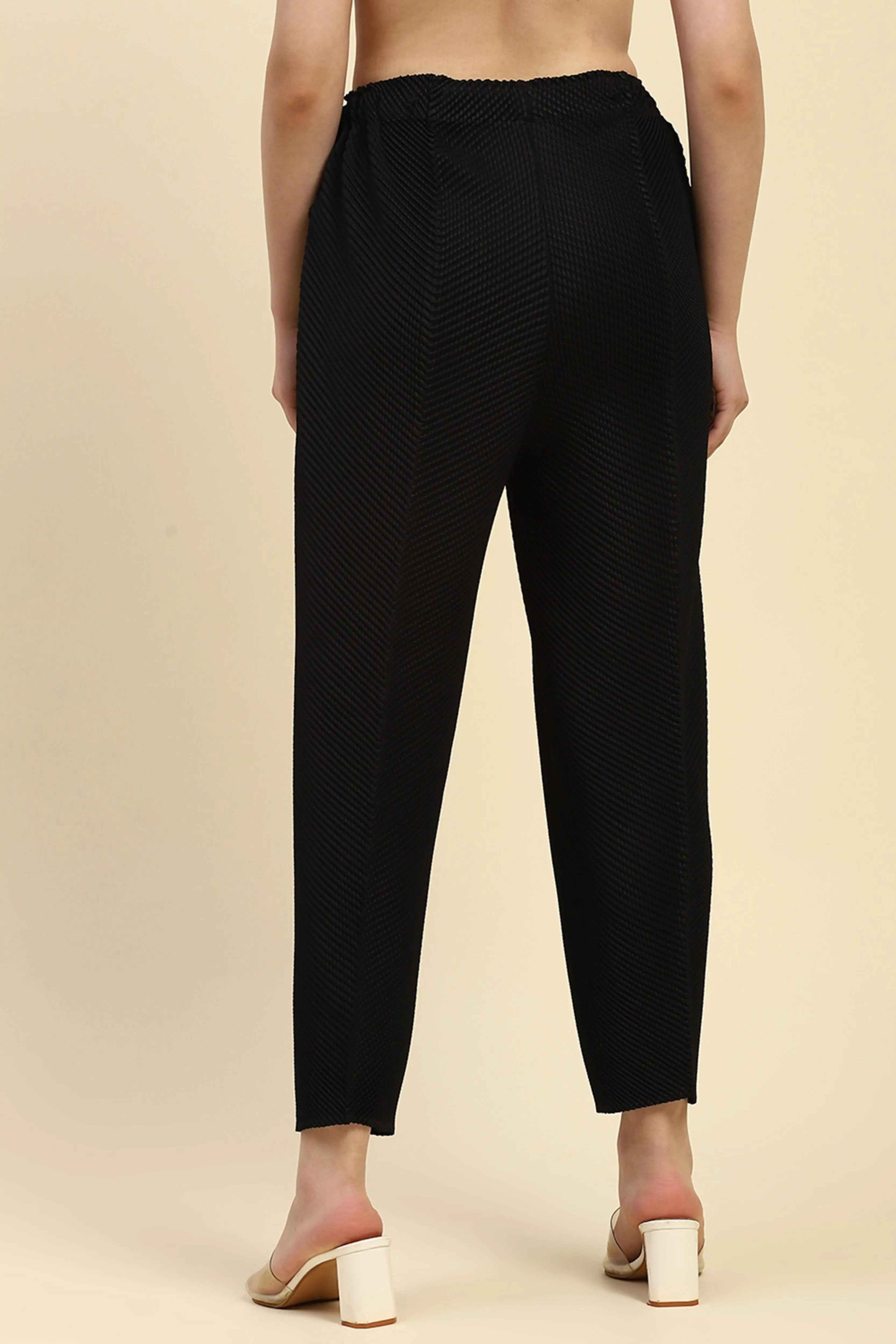 Black Pleated  Loose Lower - Global Republic