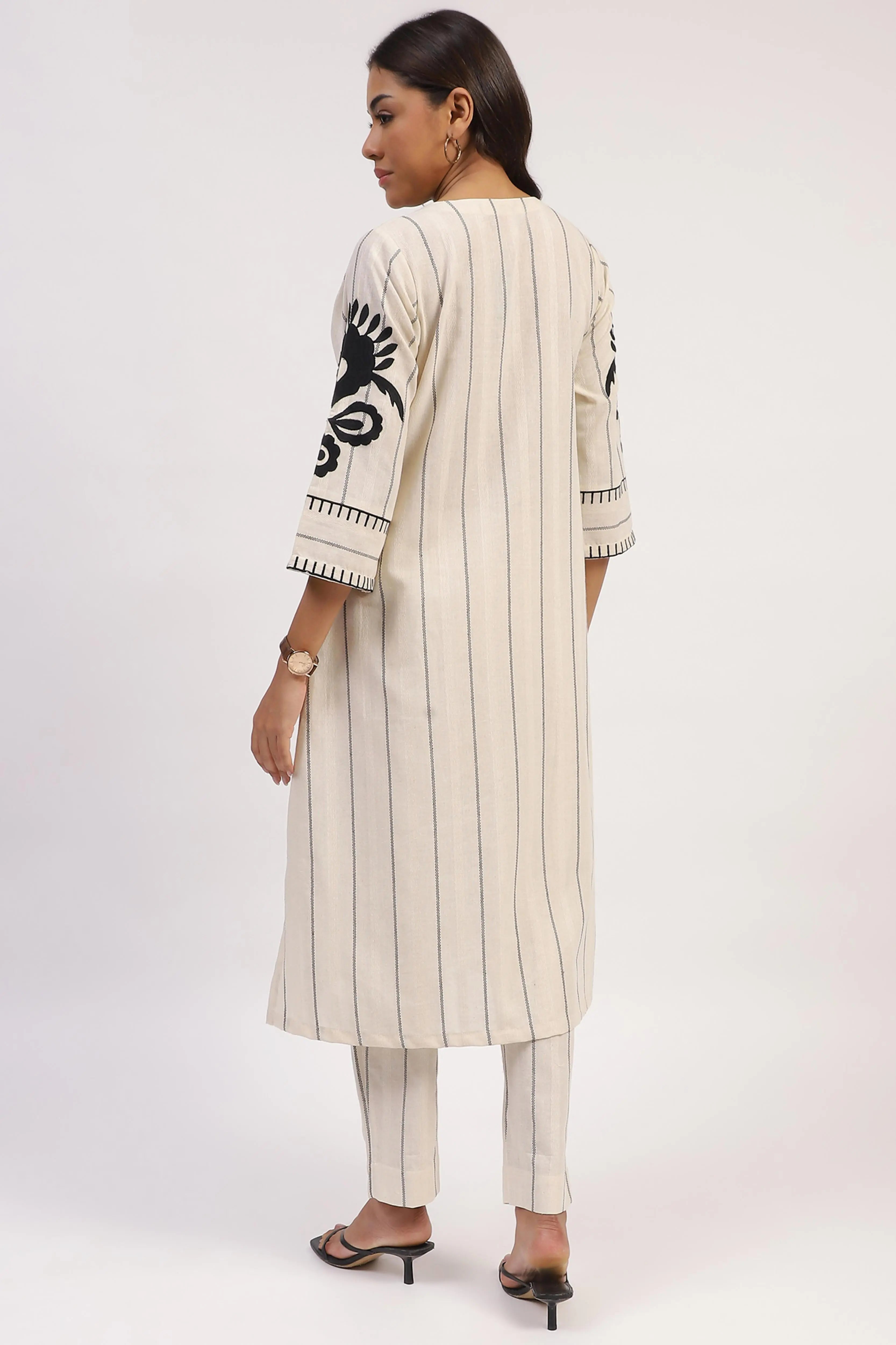 Embroidered Cotton Linen Kurta Set - Global Republic