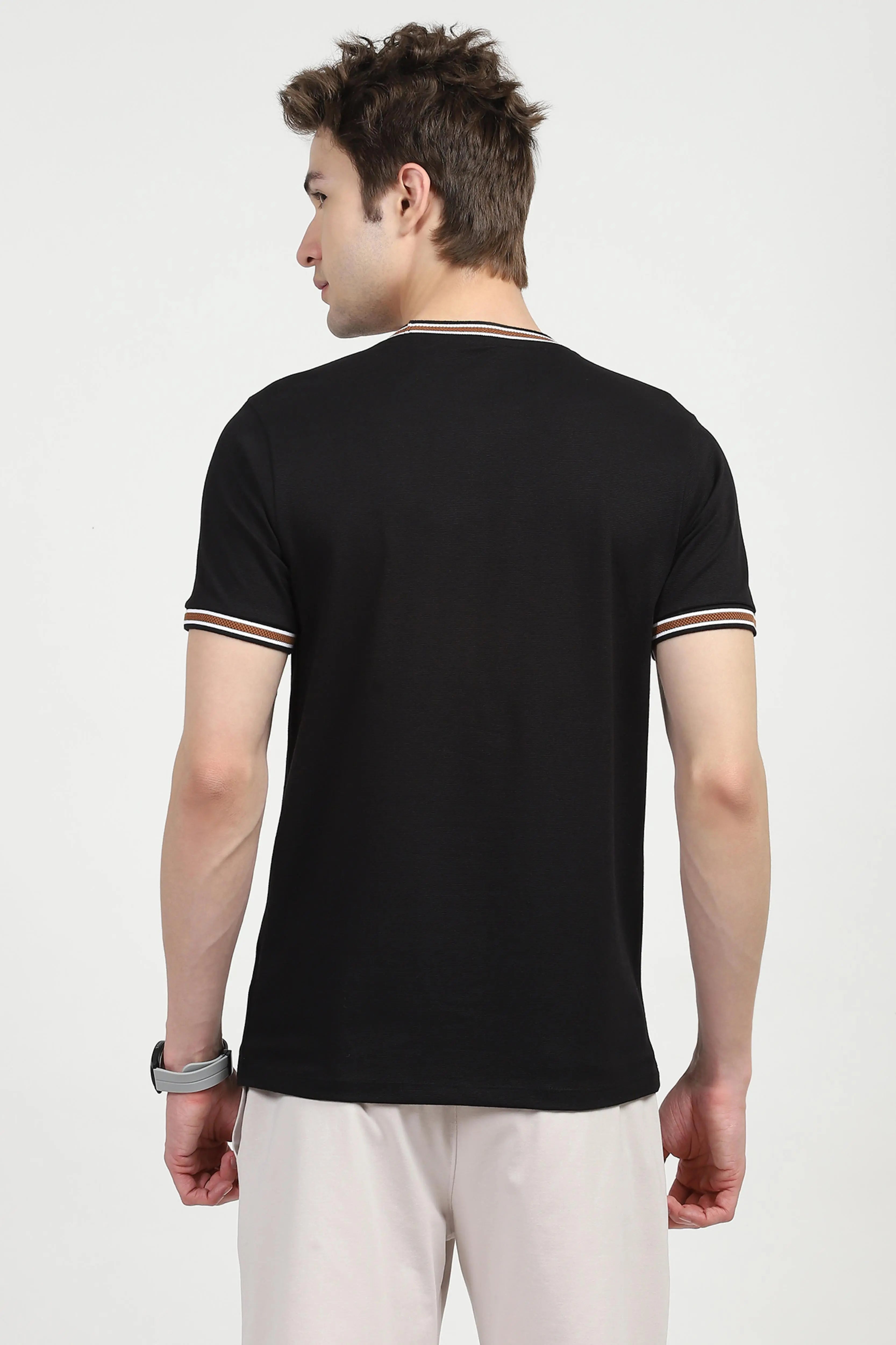Black Graphic Print T-shirt - Global Republic