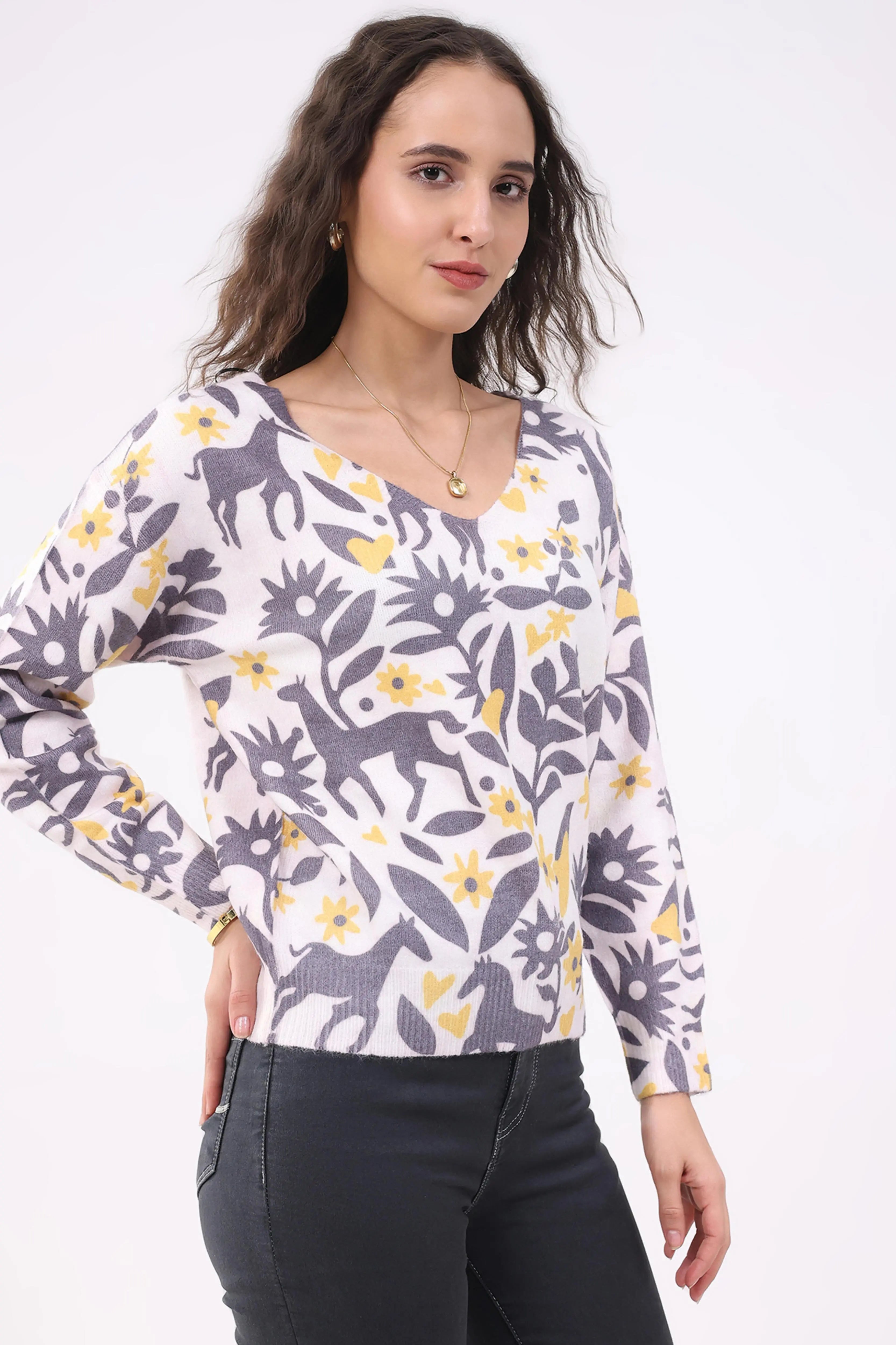 Off-White Floral Winter Pullover - Global Republic