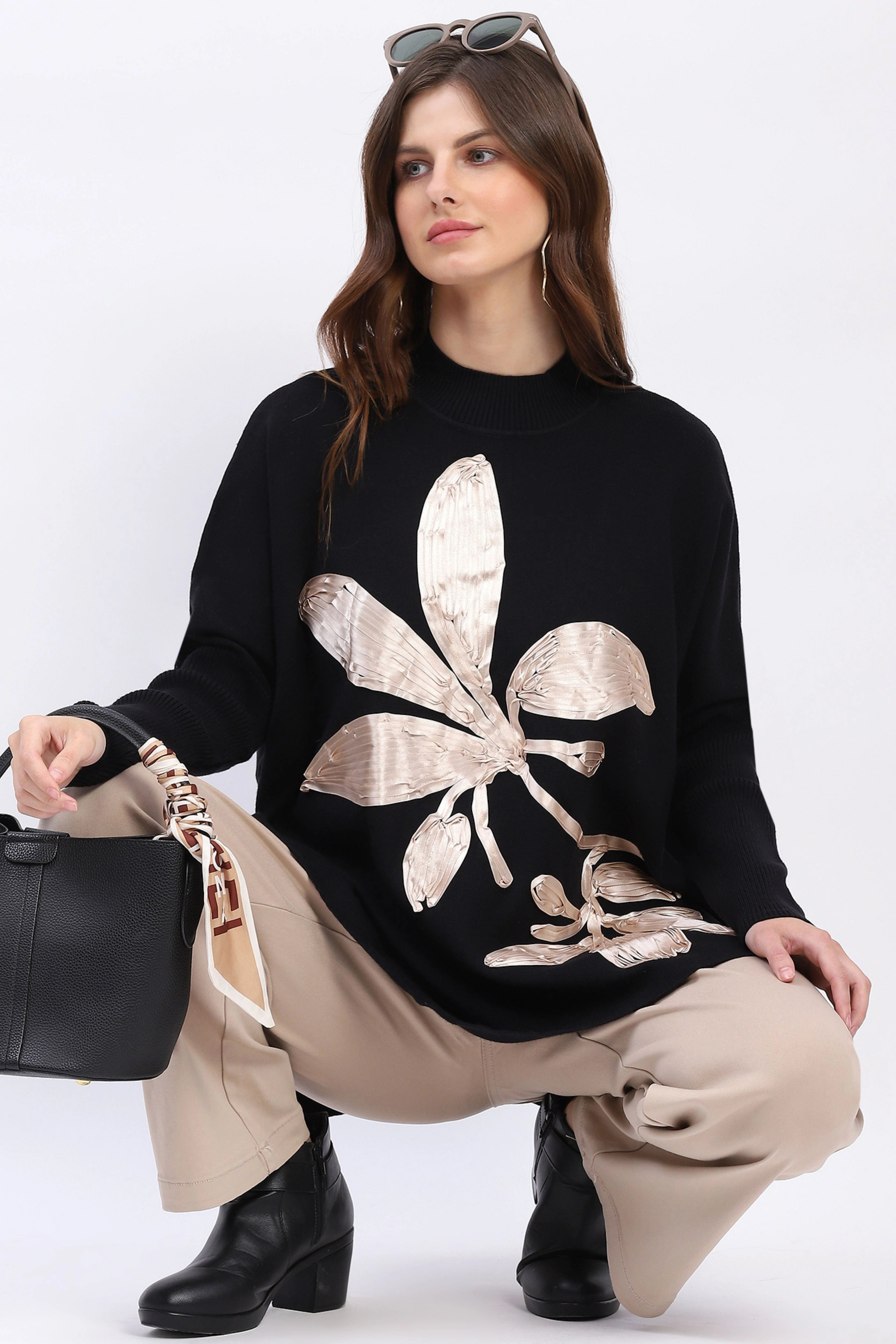 Oversized Ribbon Detail Pullover