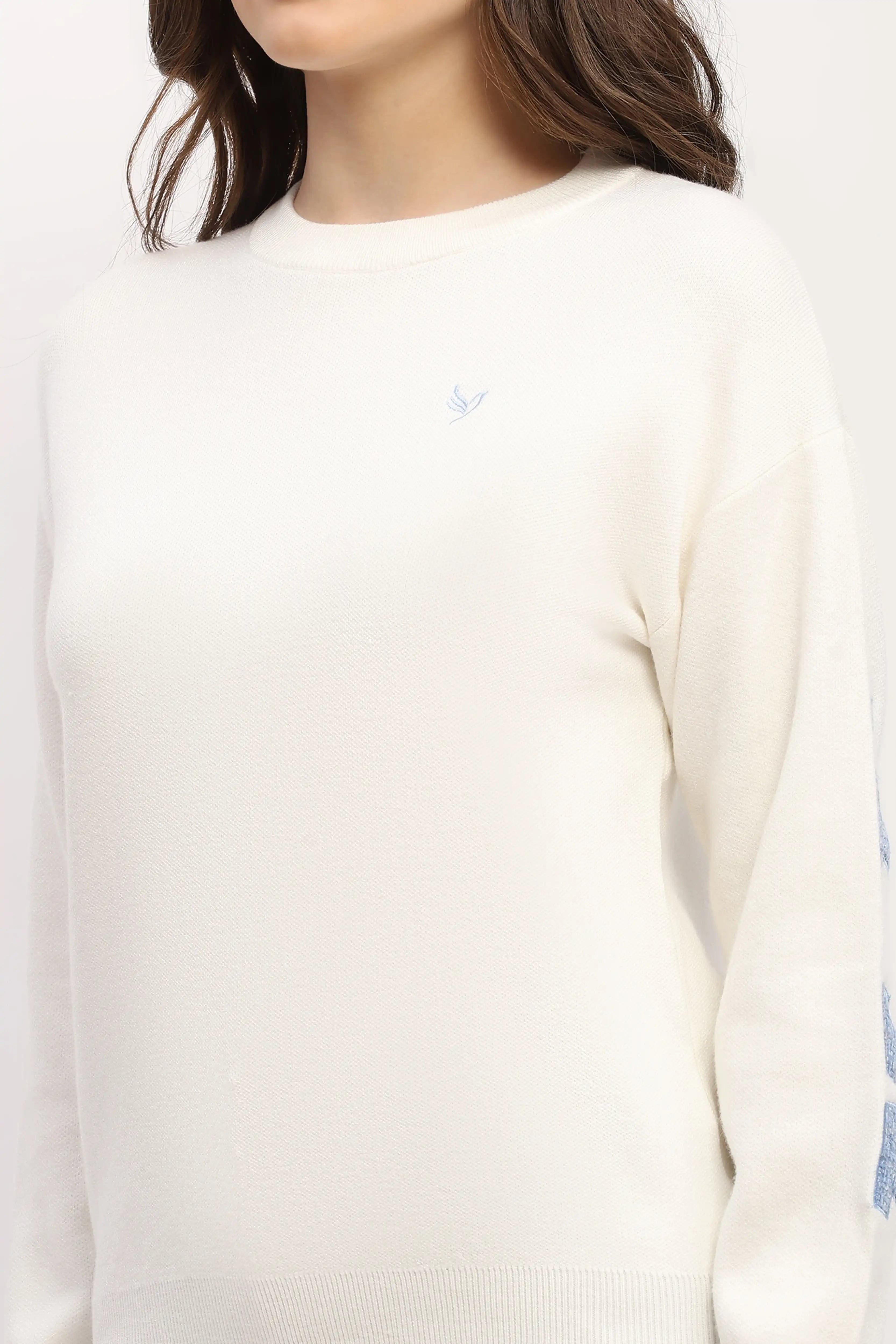 Embroidered Back Pullover