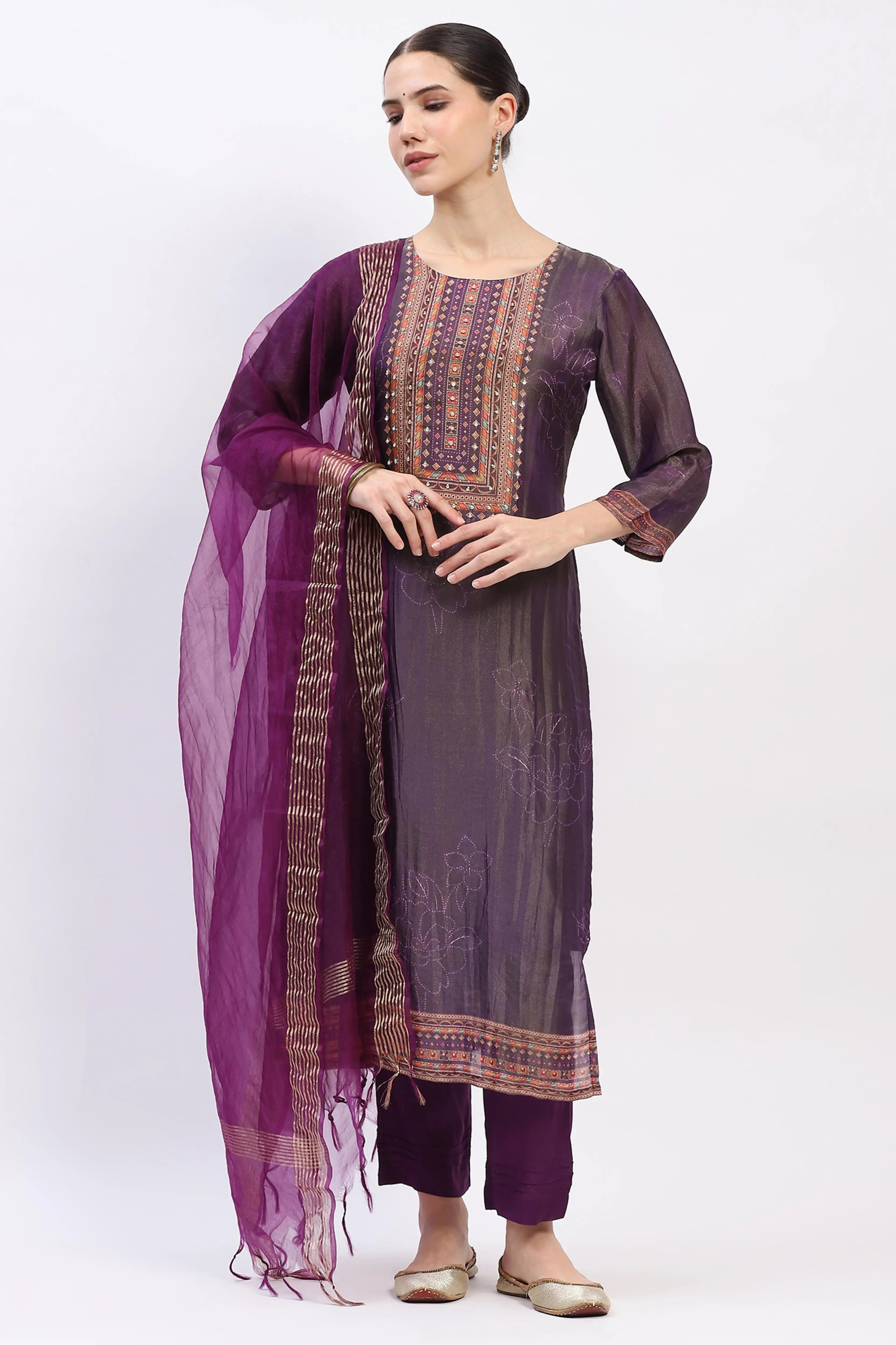 Muslin Embellished Suit Set - Global Republic