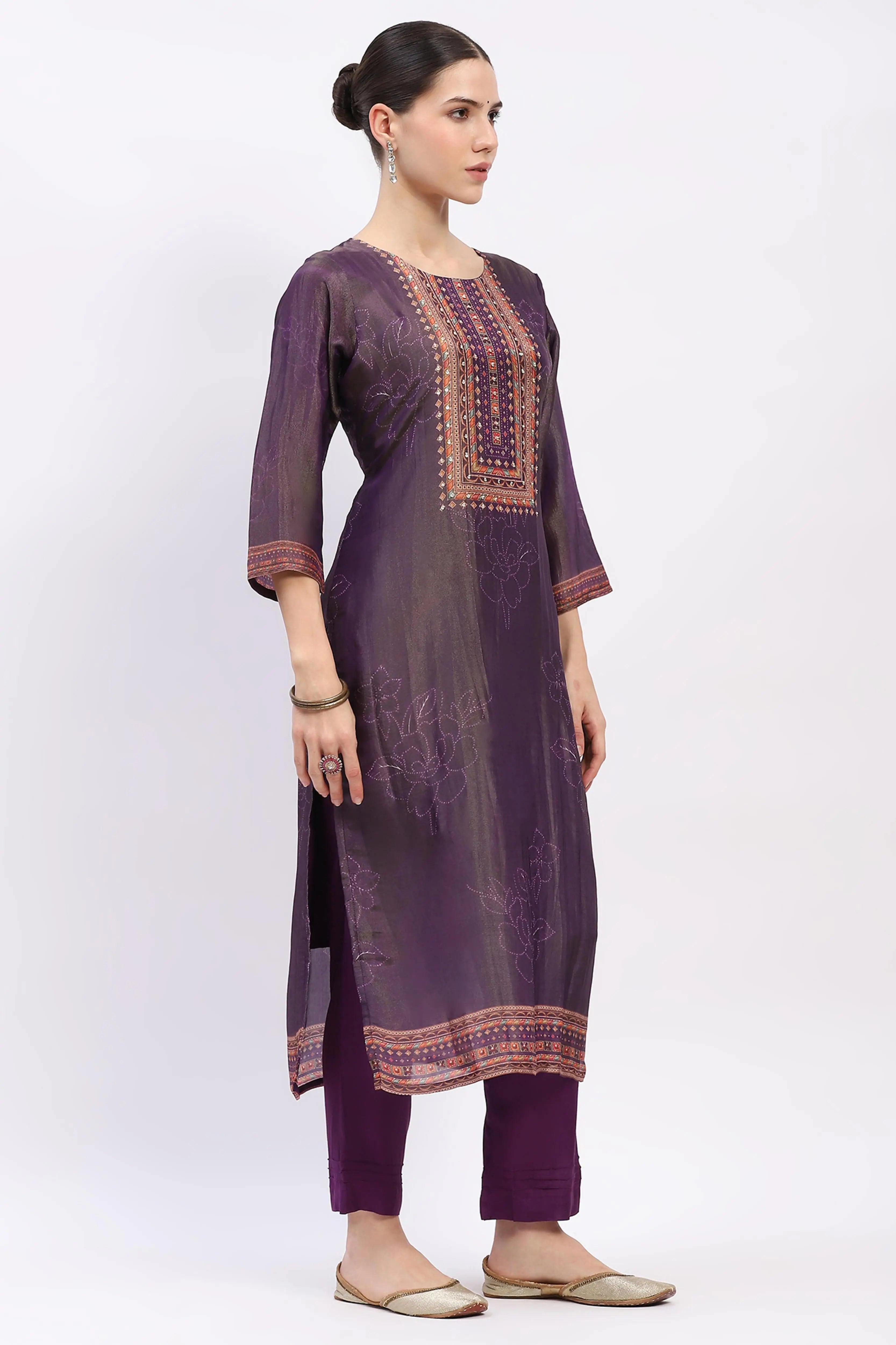 Muslin Embellished Kurta Set - Global Republic
