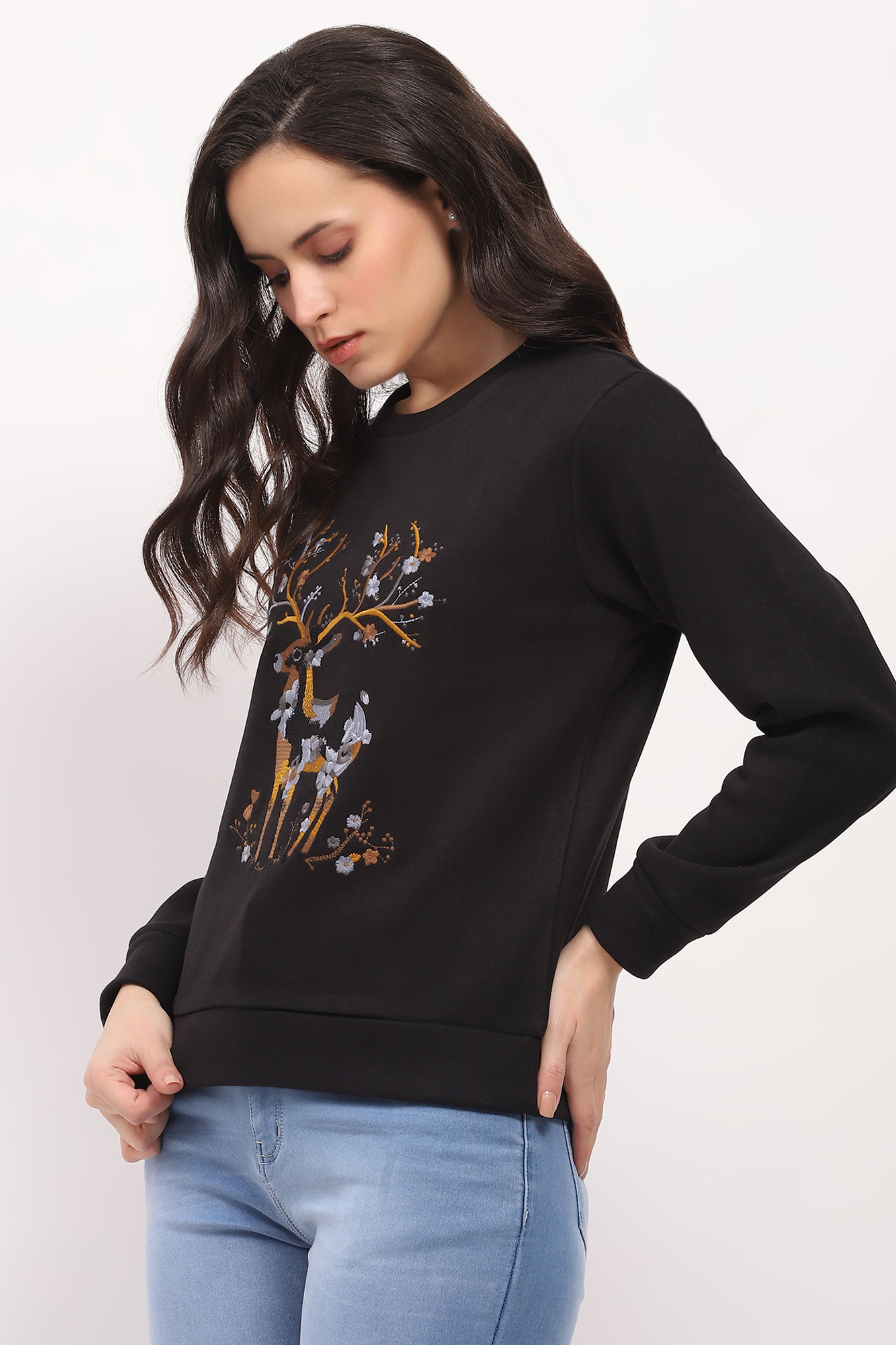 Deer Embroidered Sweatshirt