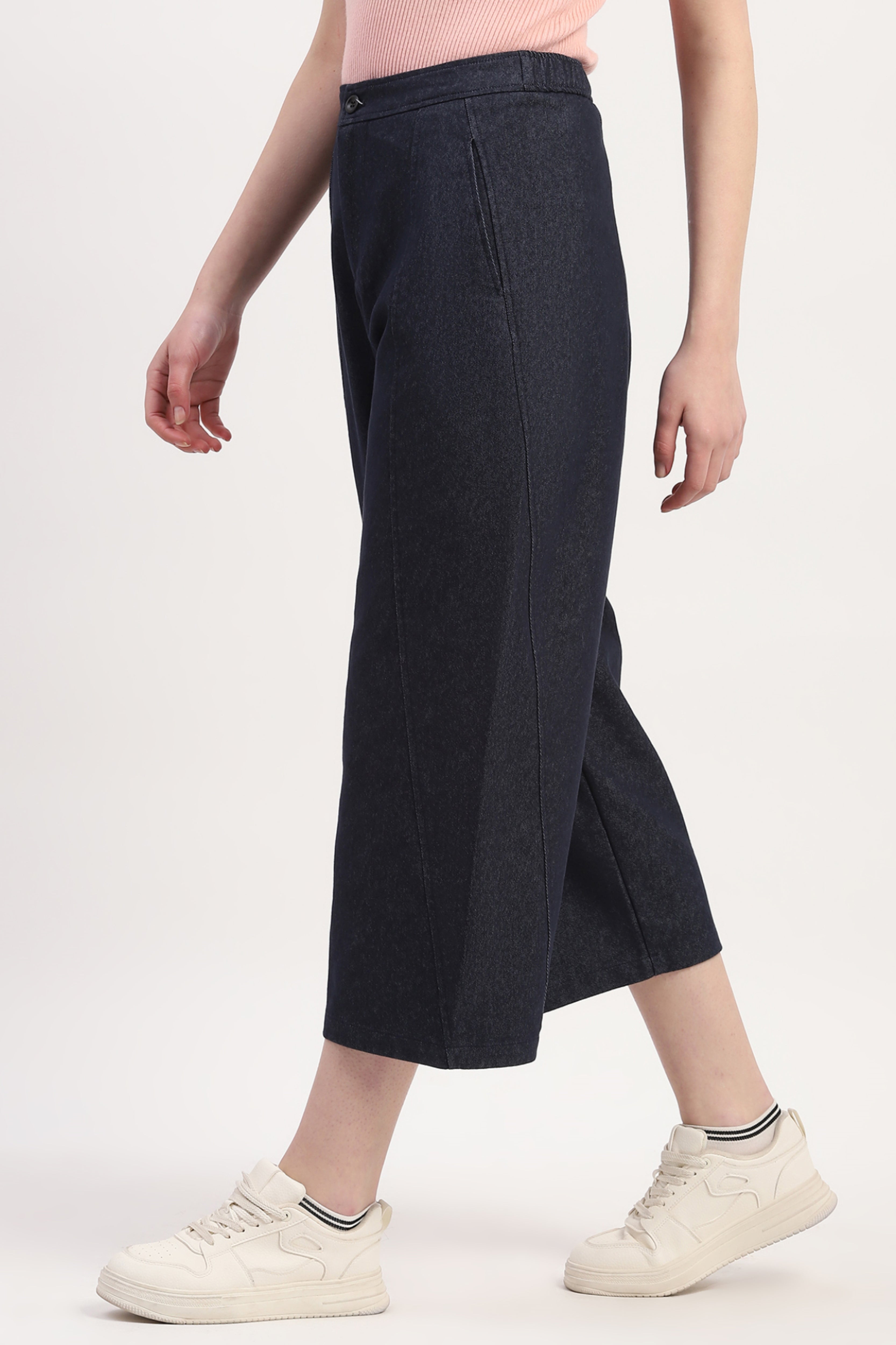 Blue Solid Jeans