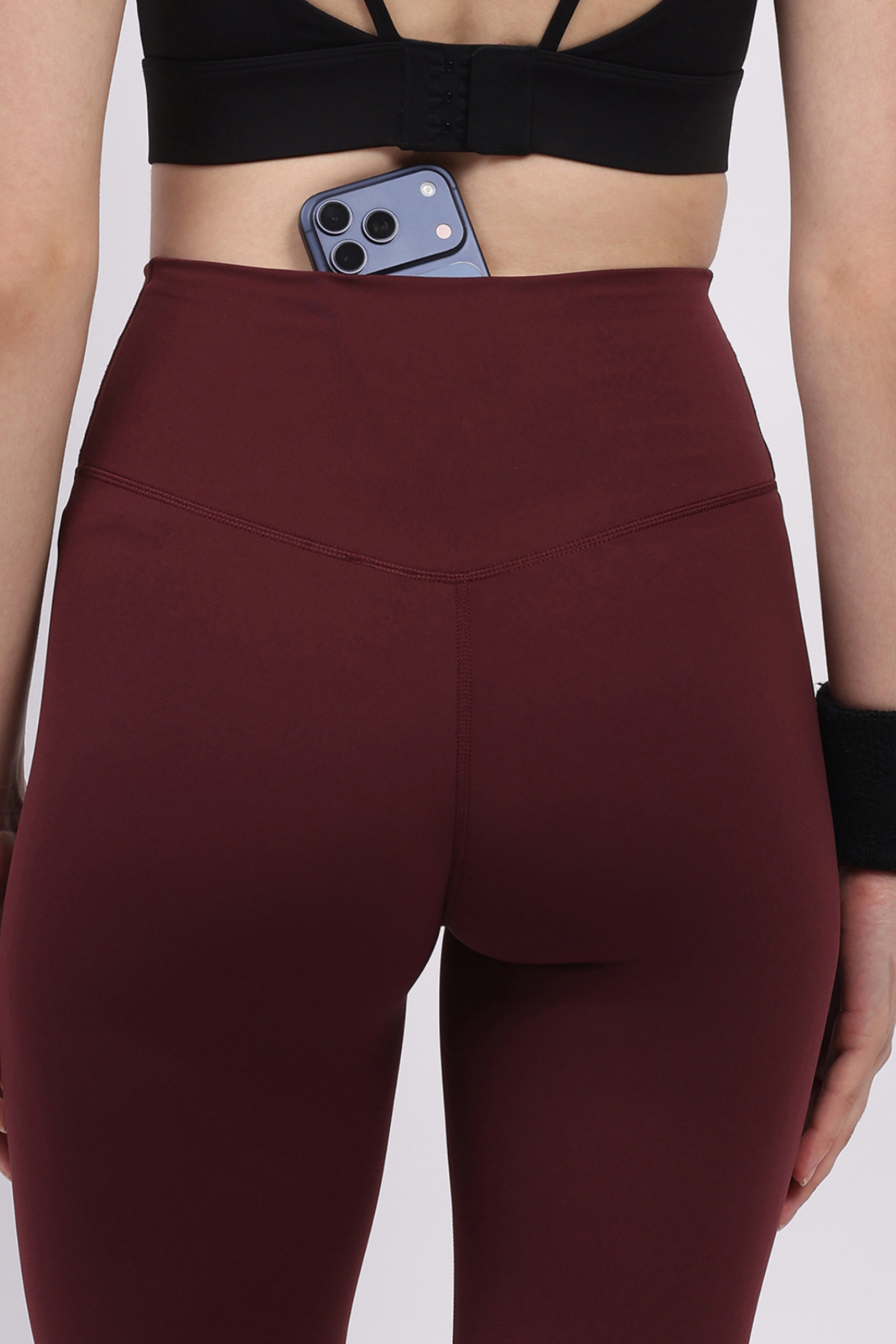 Wine Ultra Stretchable Active Leggings