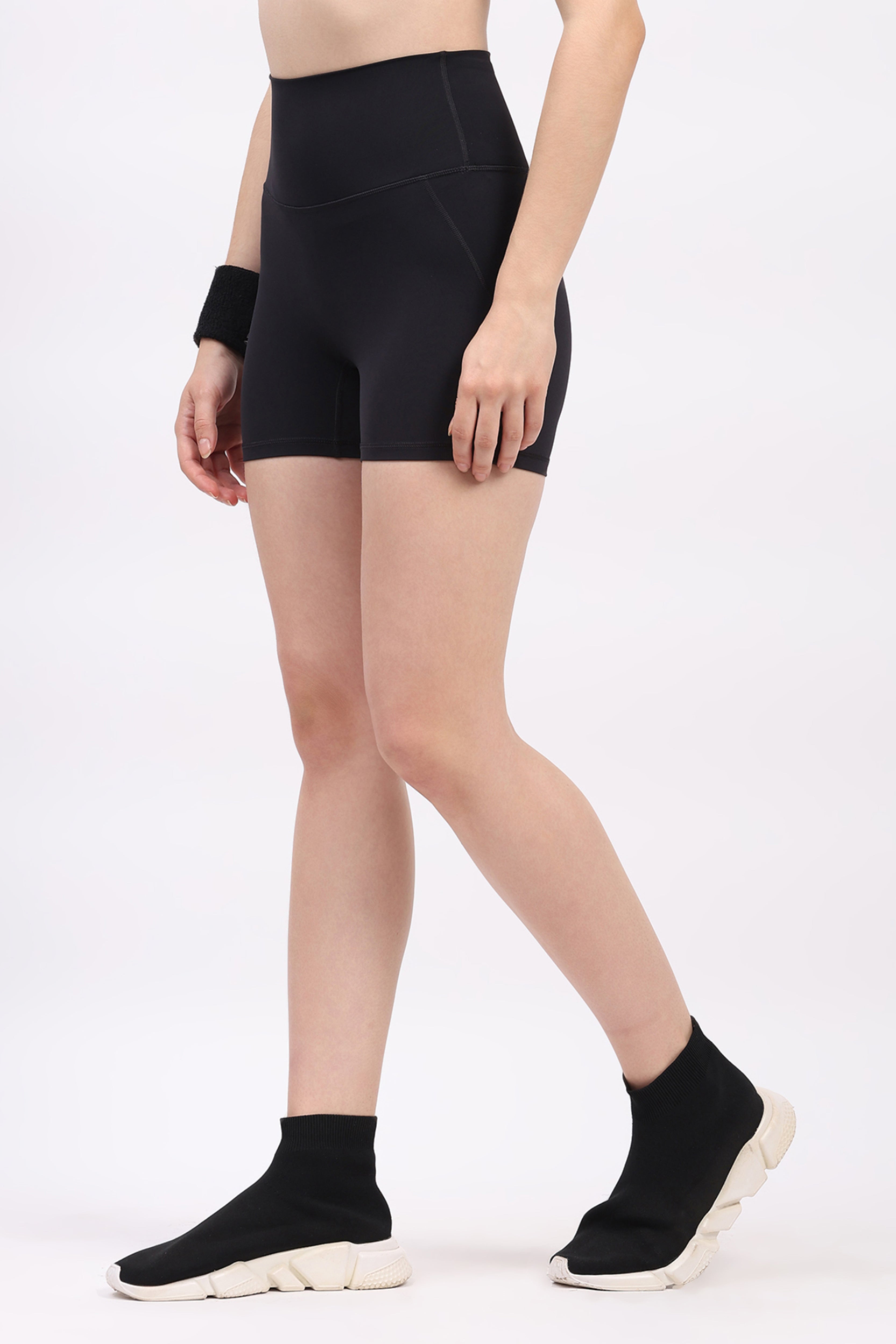 Black Ultra Stretchable Seamless Shorts