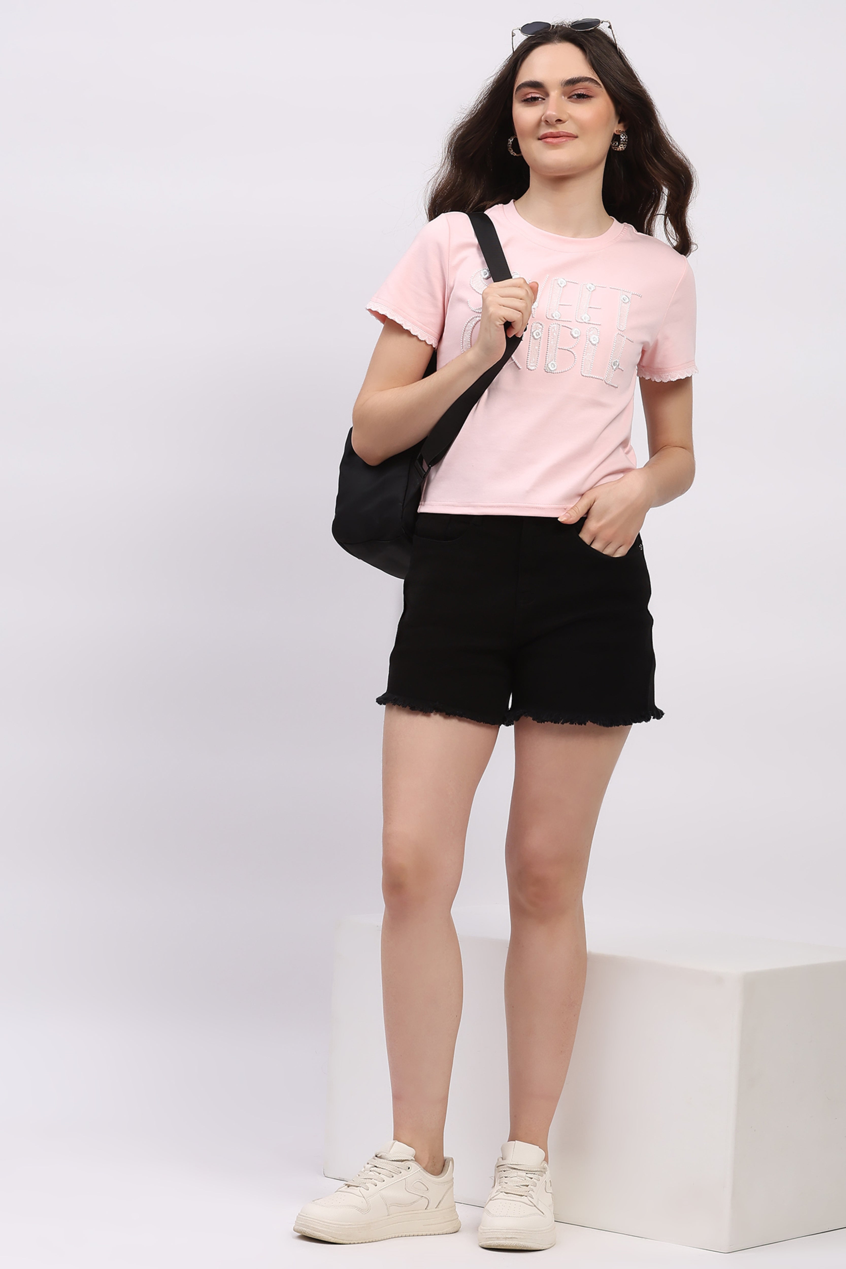 Black Solid Frayed-Hem Cotton Shorts