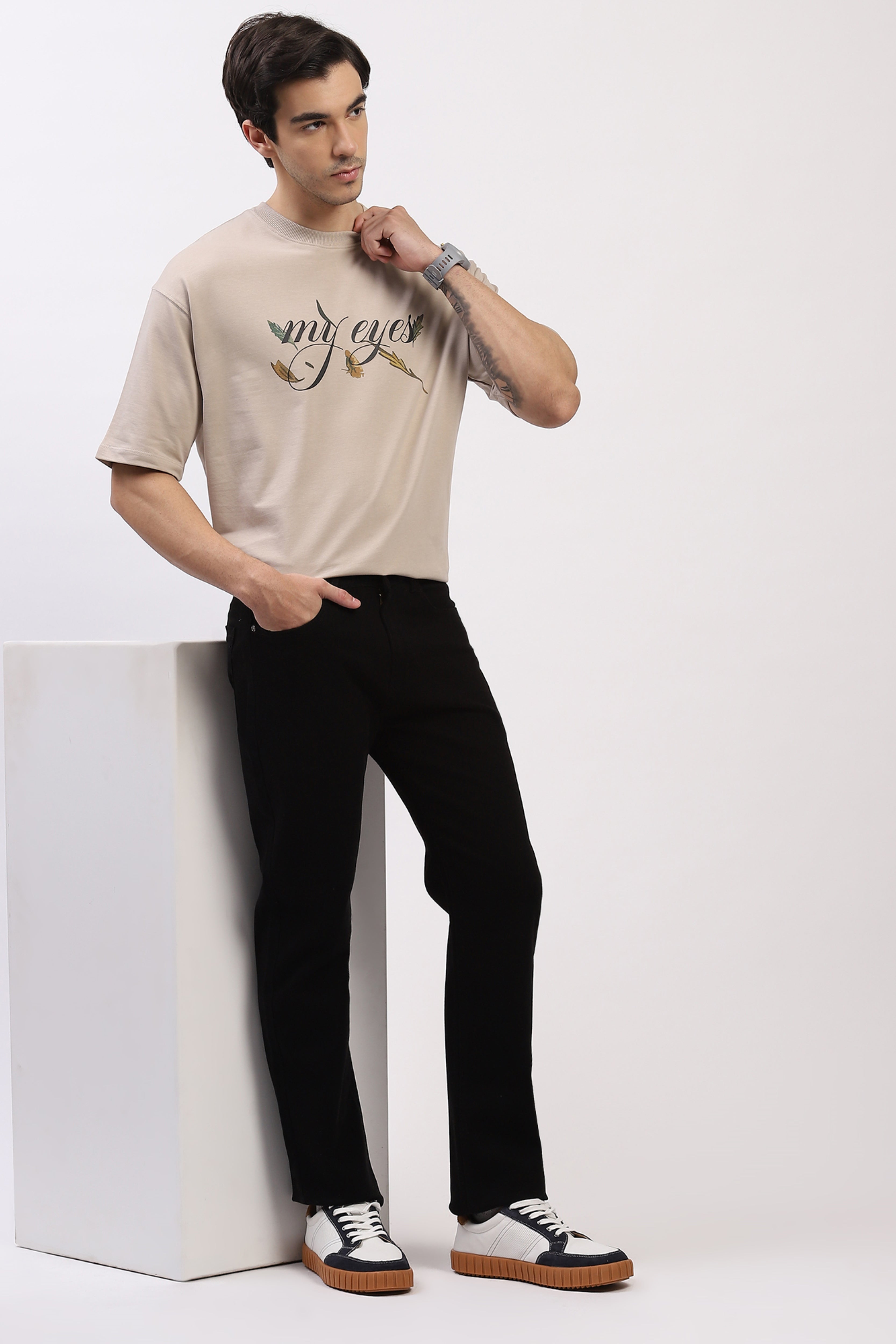 Black Straight Fit Basic Jeans
