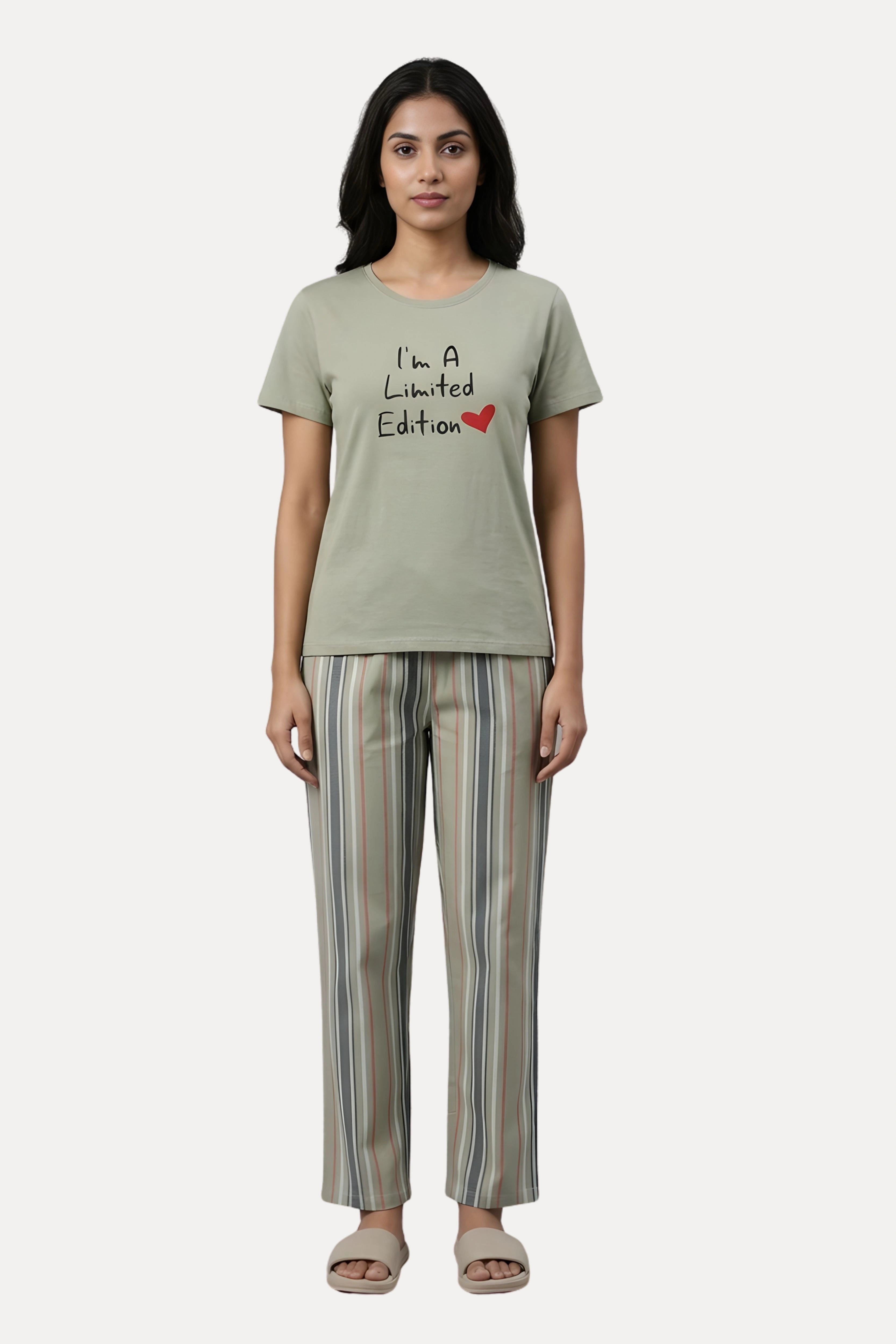 Pista Green Cotton Night Suit Set