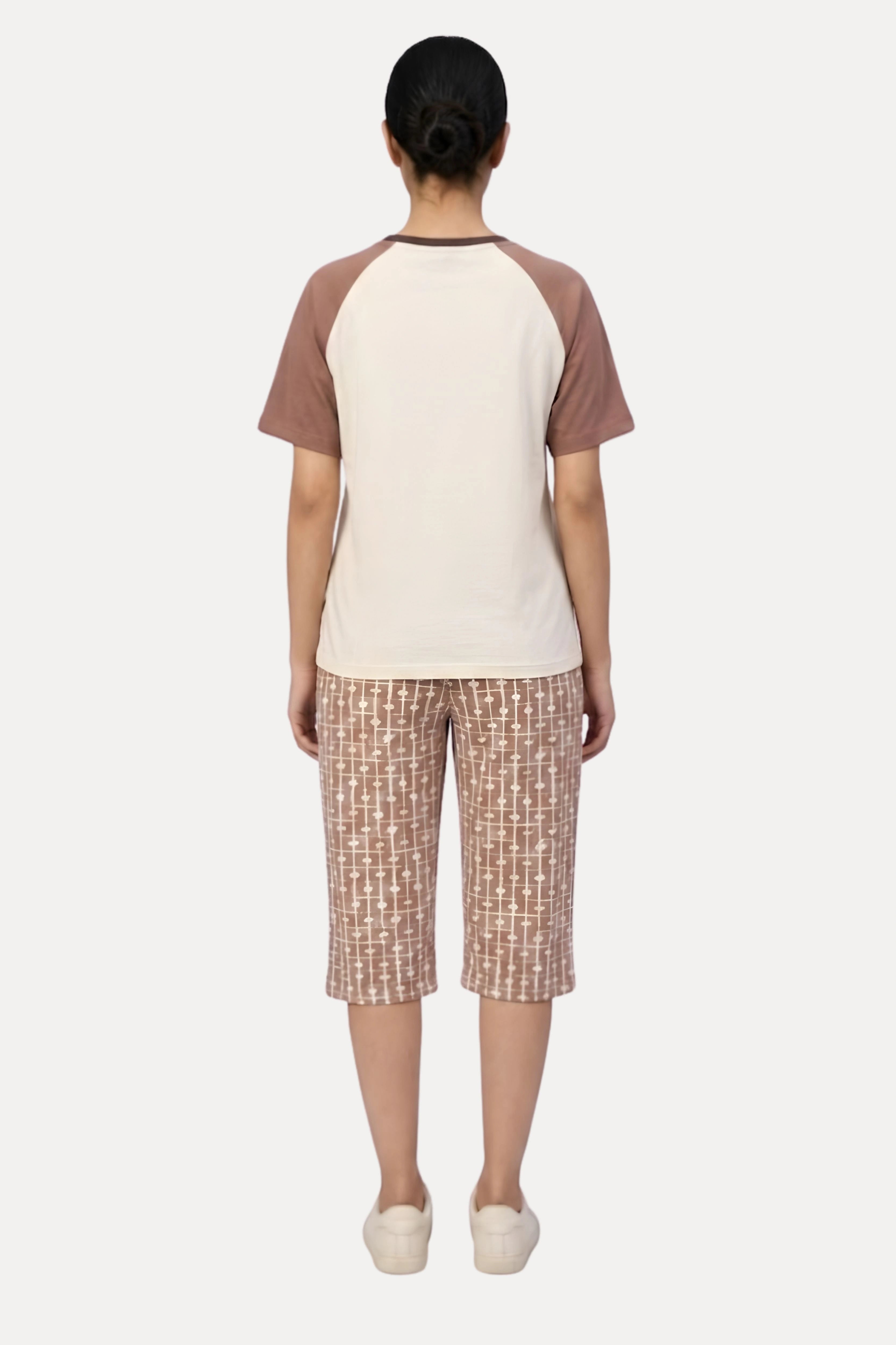 Cream Quirky Typography Cotton Capri Night Suit Set