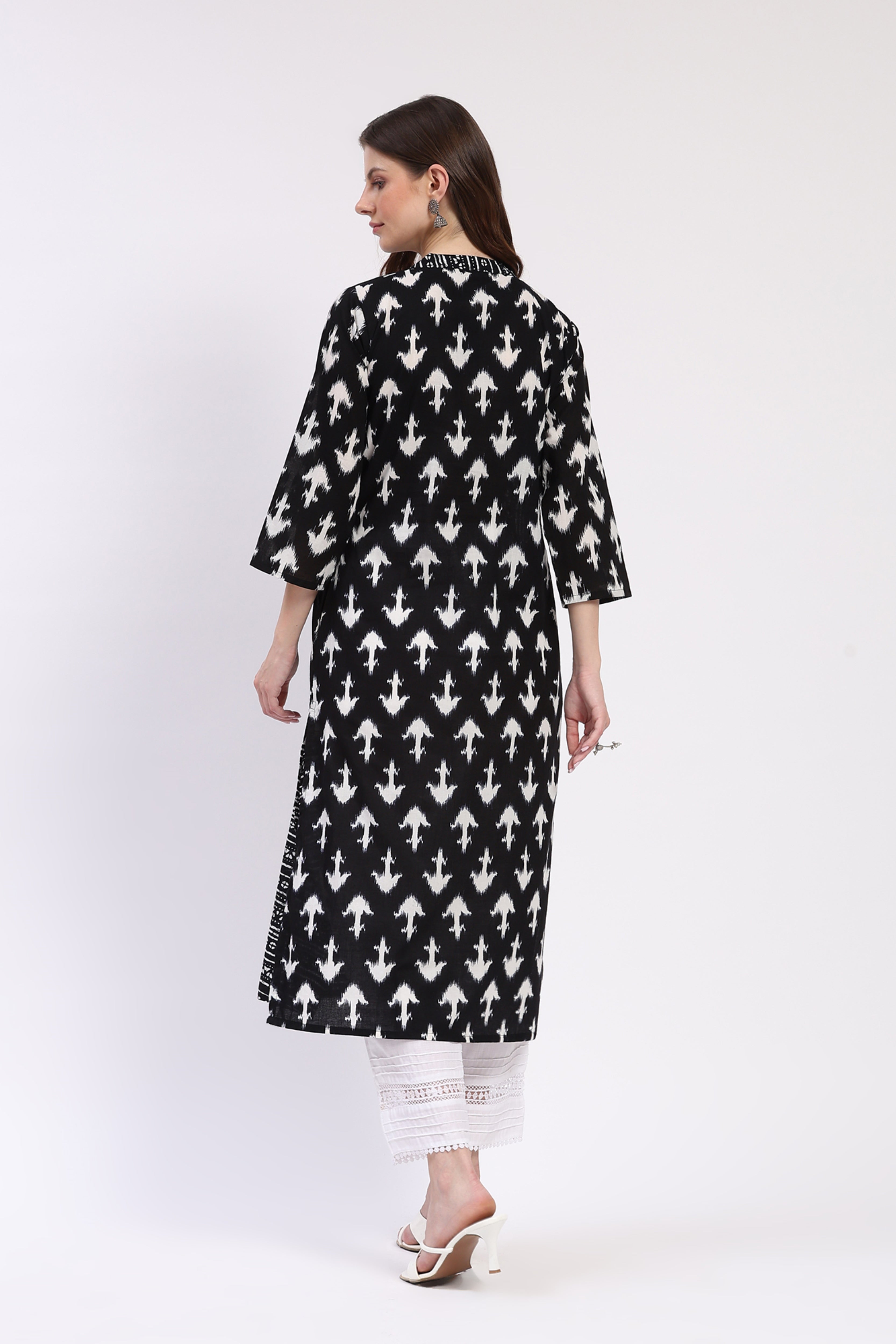 Monochrome Cotton Printed Kurta