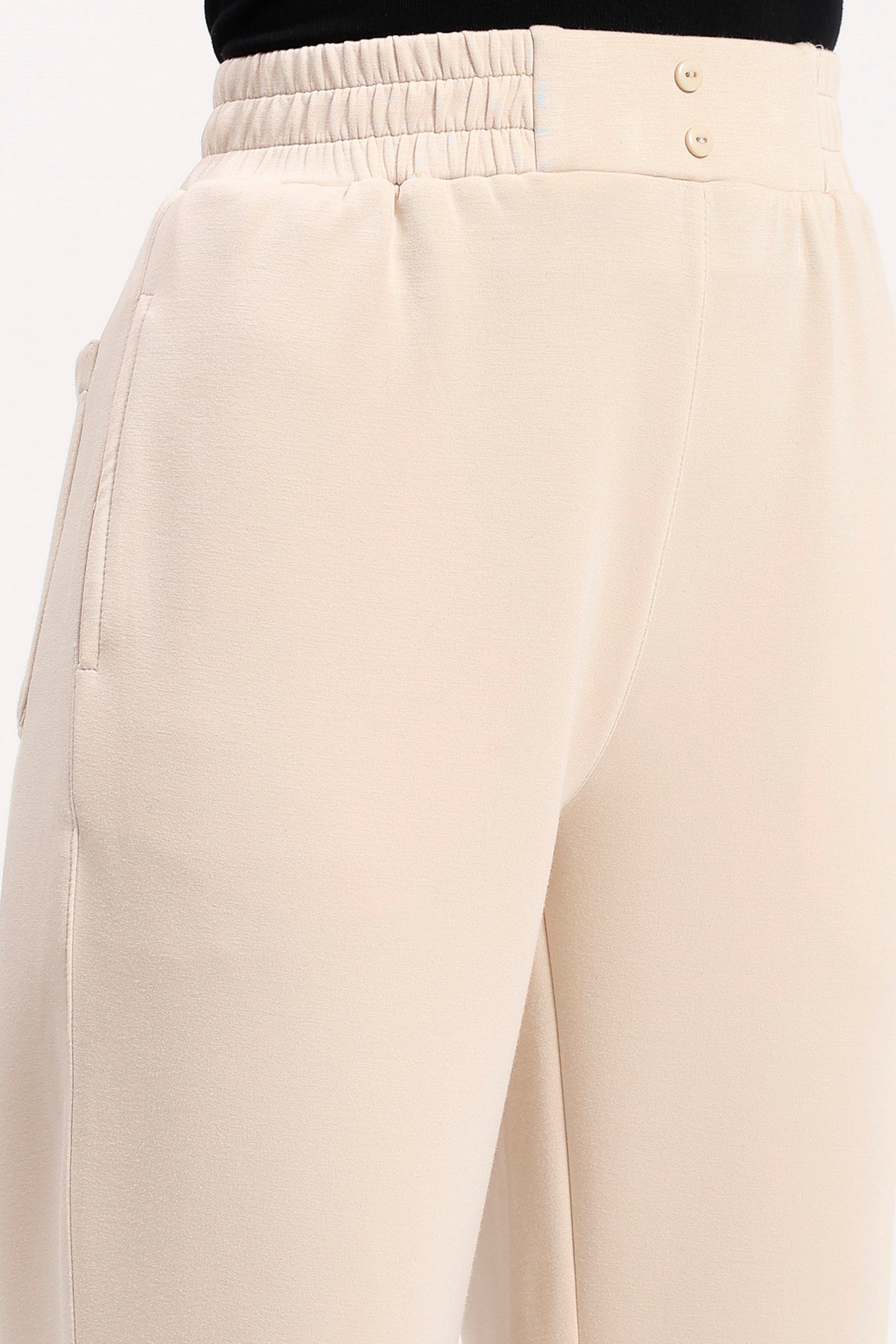 Off-White Straight Fit Lower