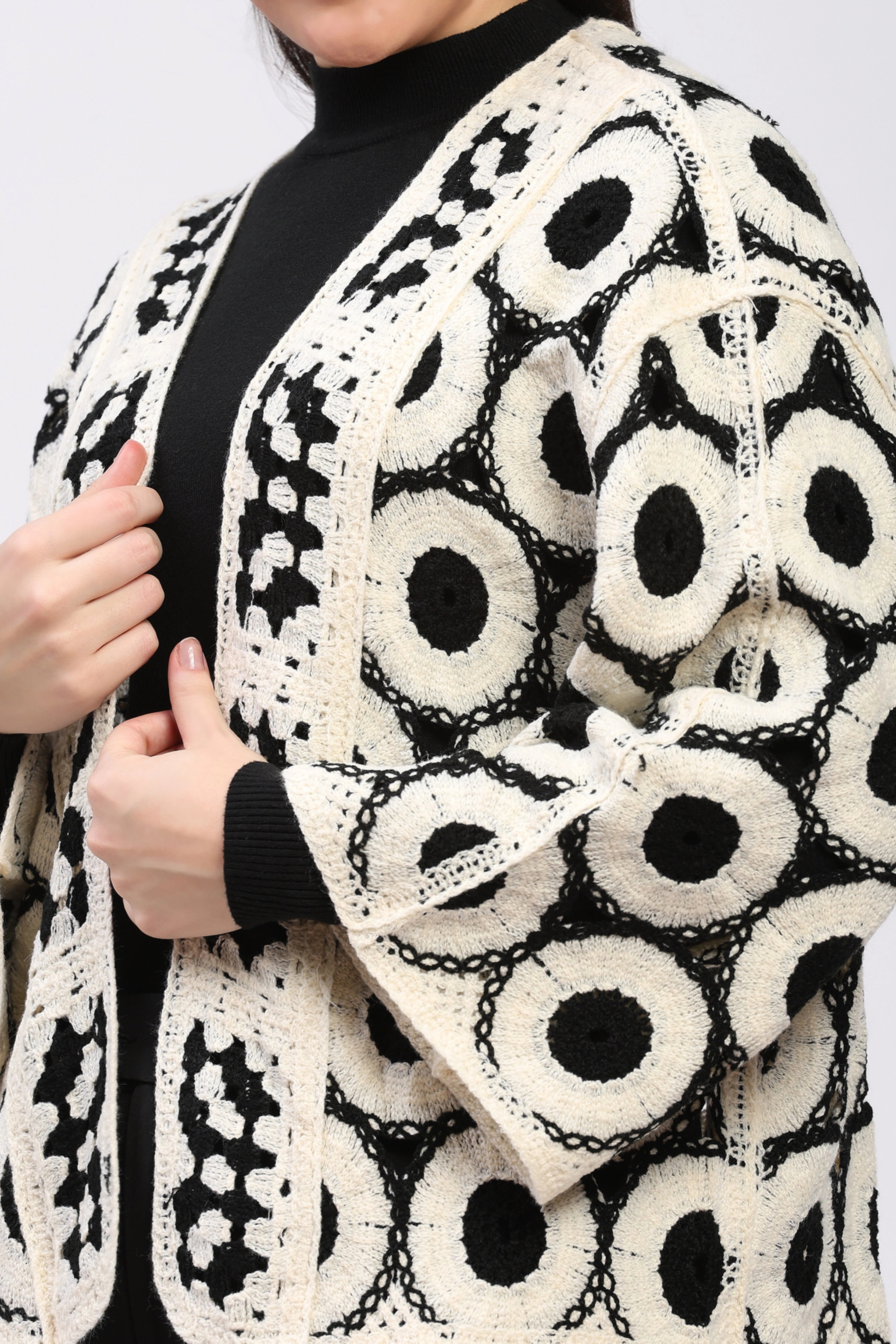 Black Cream Crochet Shrug