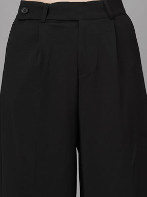 Women Black Solid Straight Fit Trouser