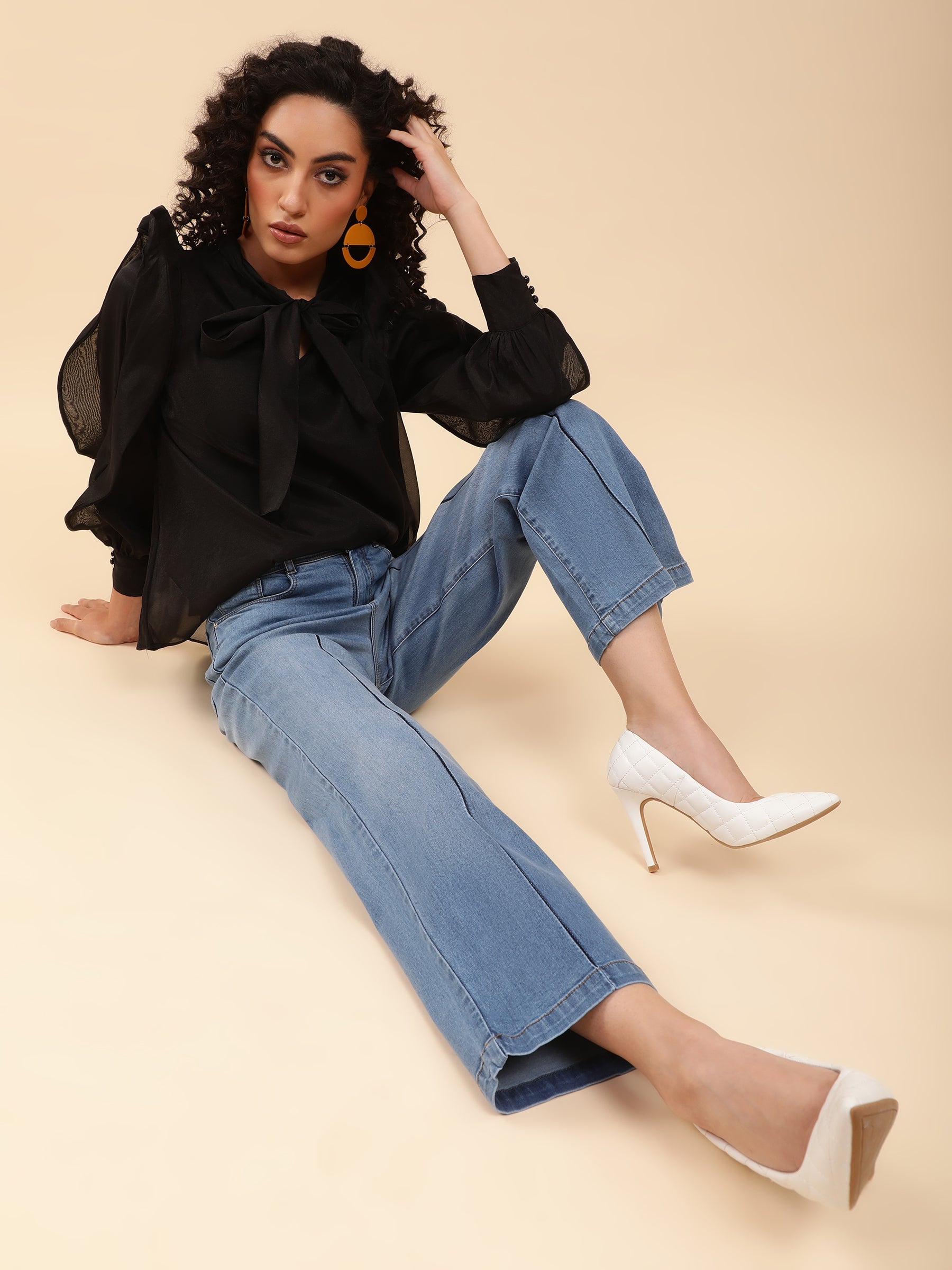 Women Keyhole Neck Full Sleeve Blouson Top