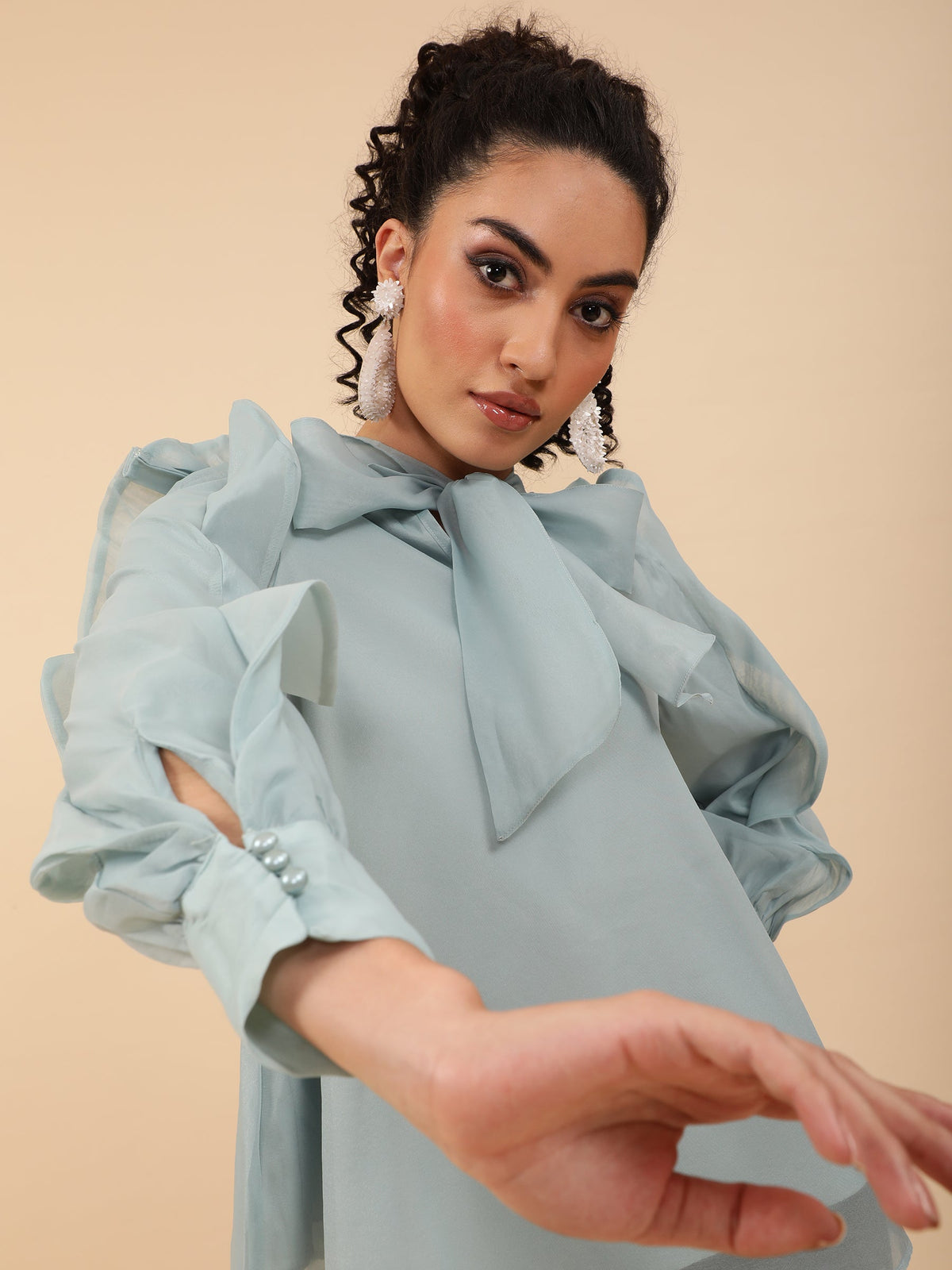 Women Keyhole Neck Full Sleeve Blouson Top