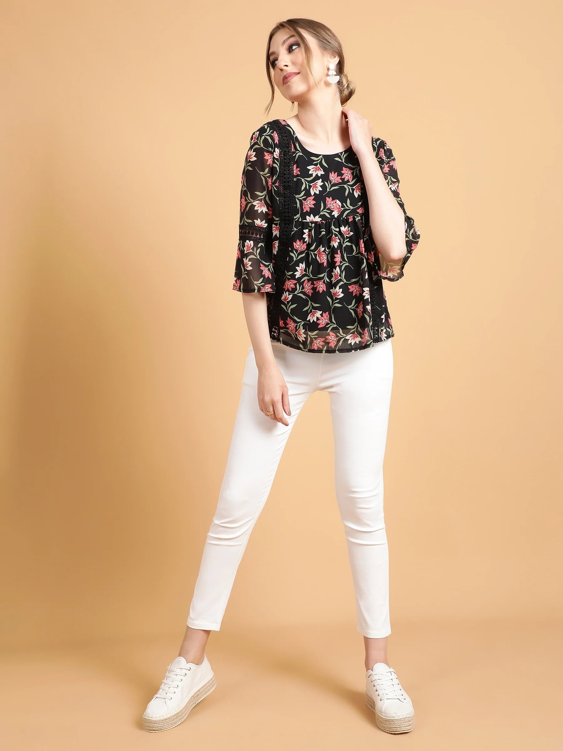 Women Flared Fit Bell Sleeves Florals Printed Blouson Top