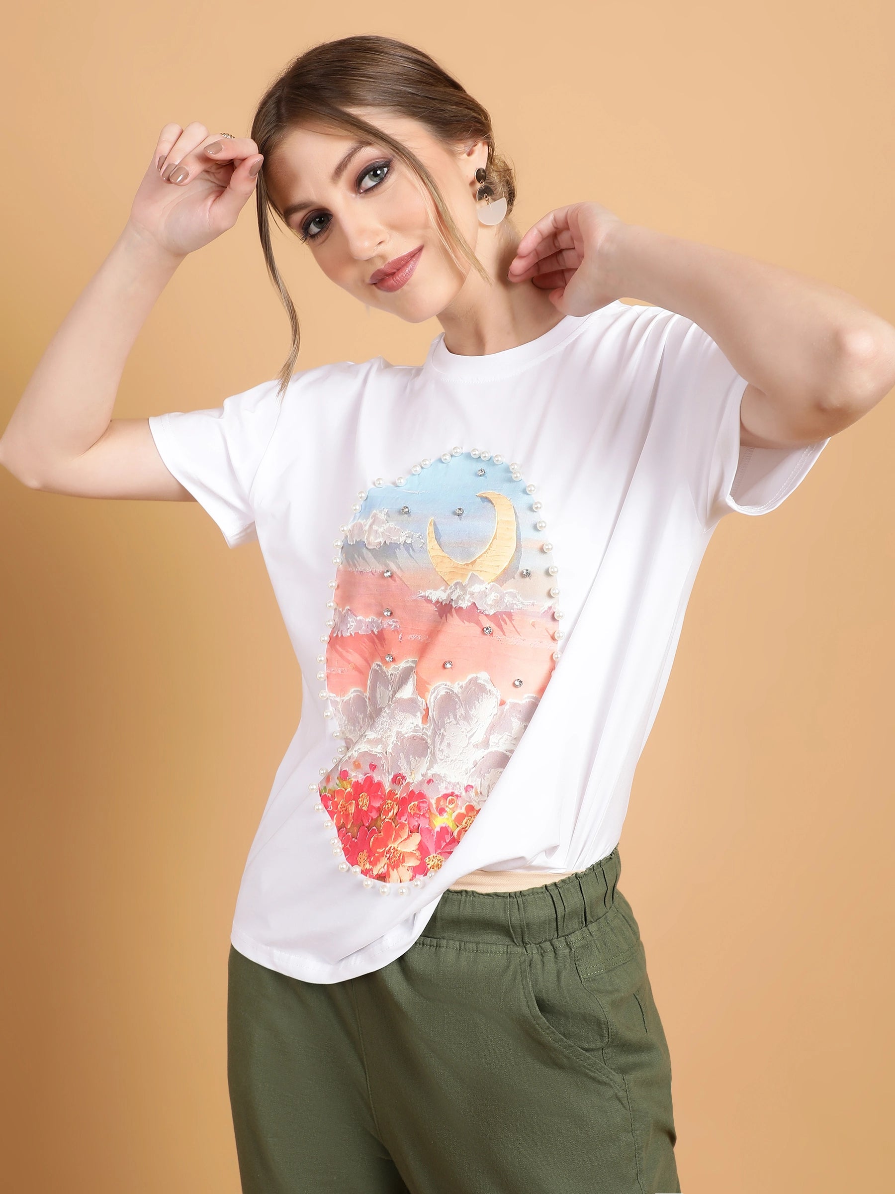 Women White Regular Fit Embellished T-Shirt