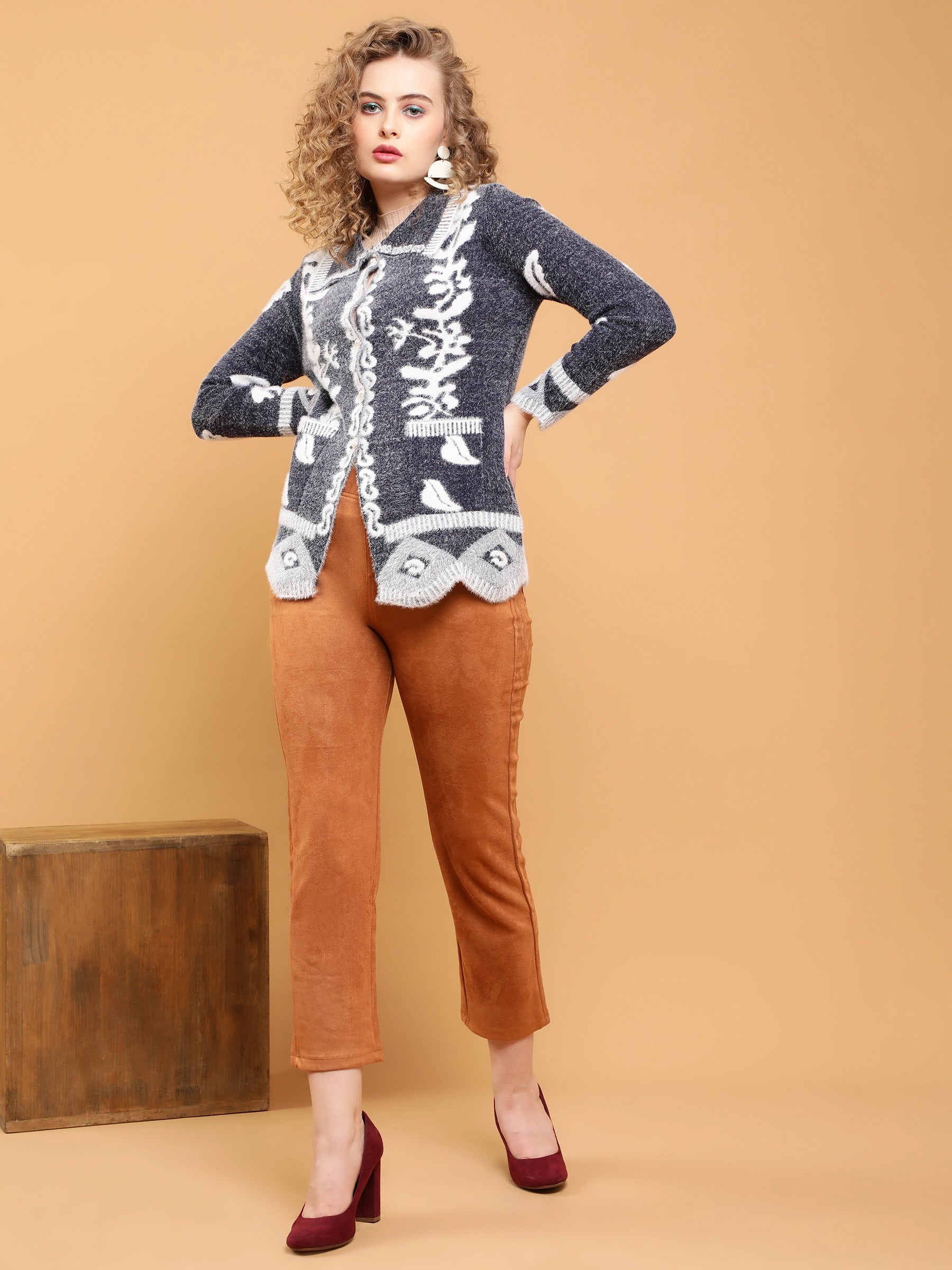 Women Navy Floral & Furry Regular Fit Cardigan