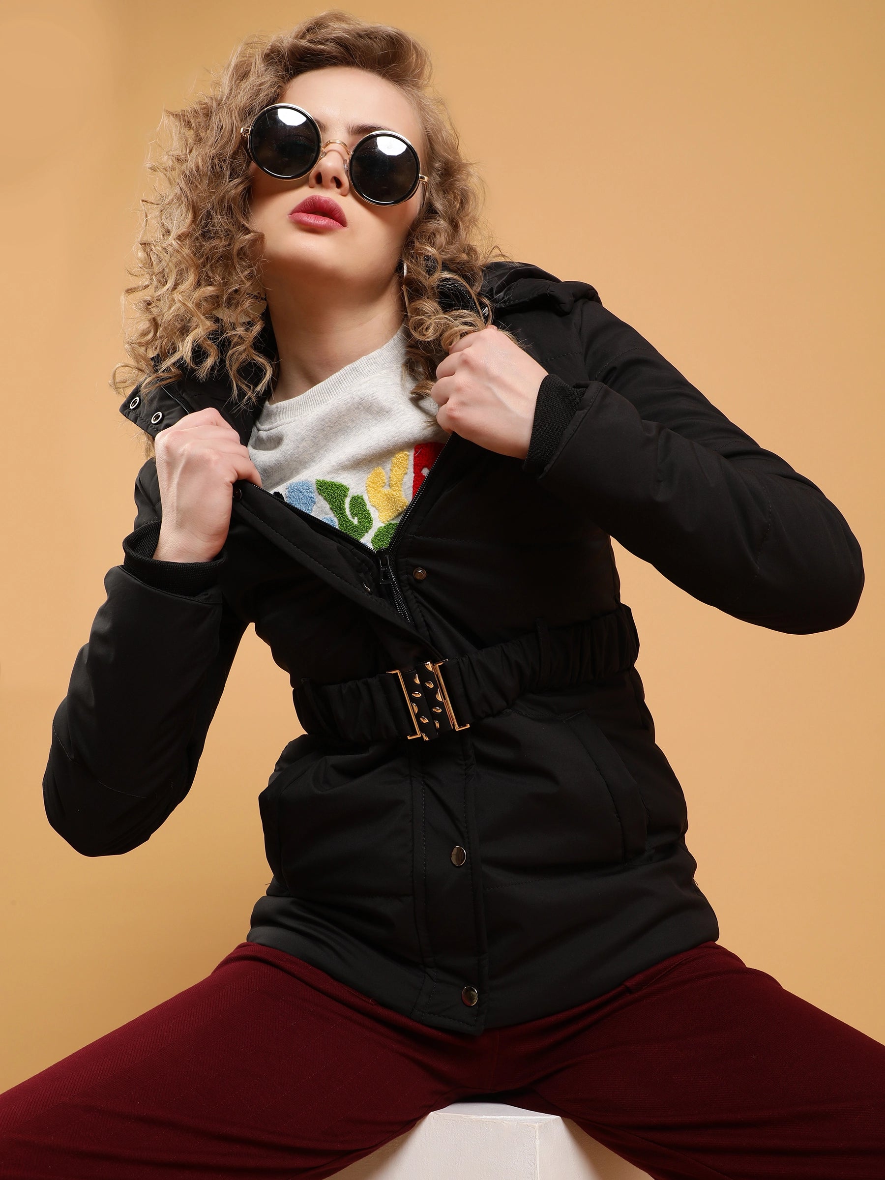 Women Black Regular Fit Detactchable Hood Puffer Jacket