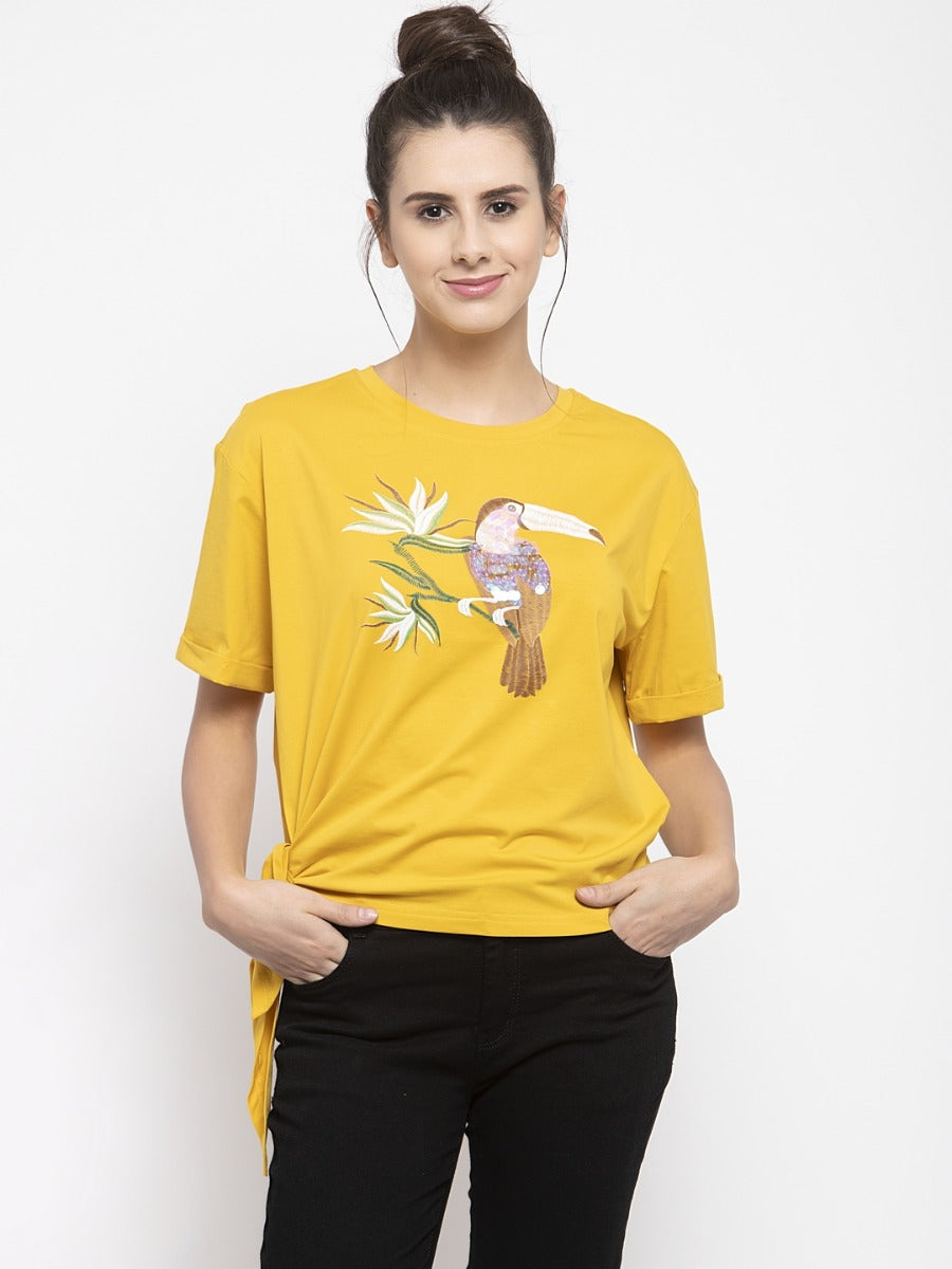 Women Printed Mustard Knot Round Neck T-Shirt