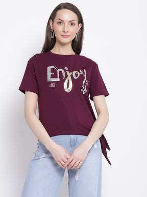 Women Maroon Printed T-Shirt with Knot Details at Hem