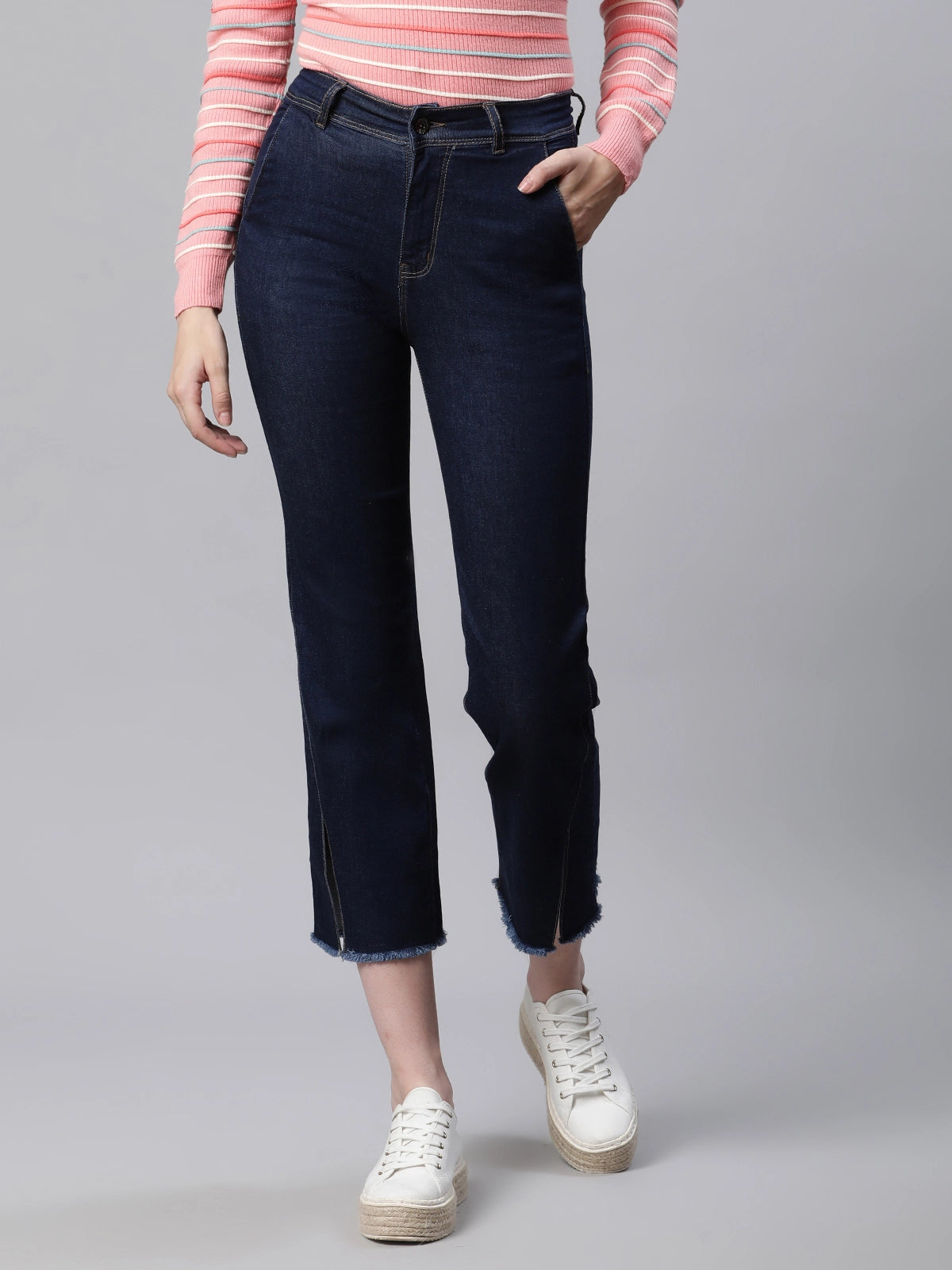 women blue jeans