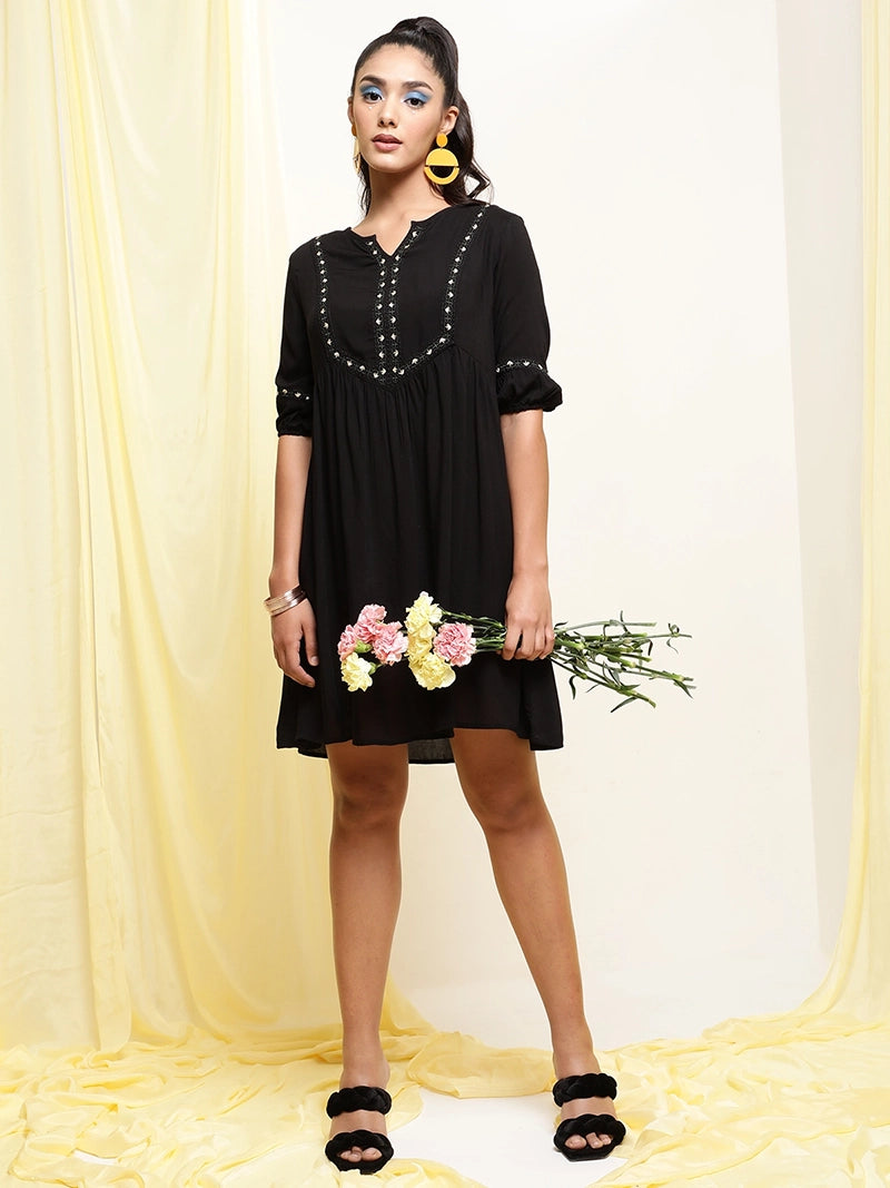 Women Black Floral Embroidery Dress